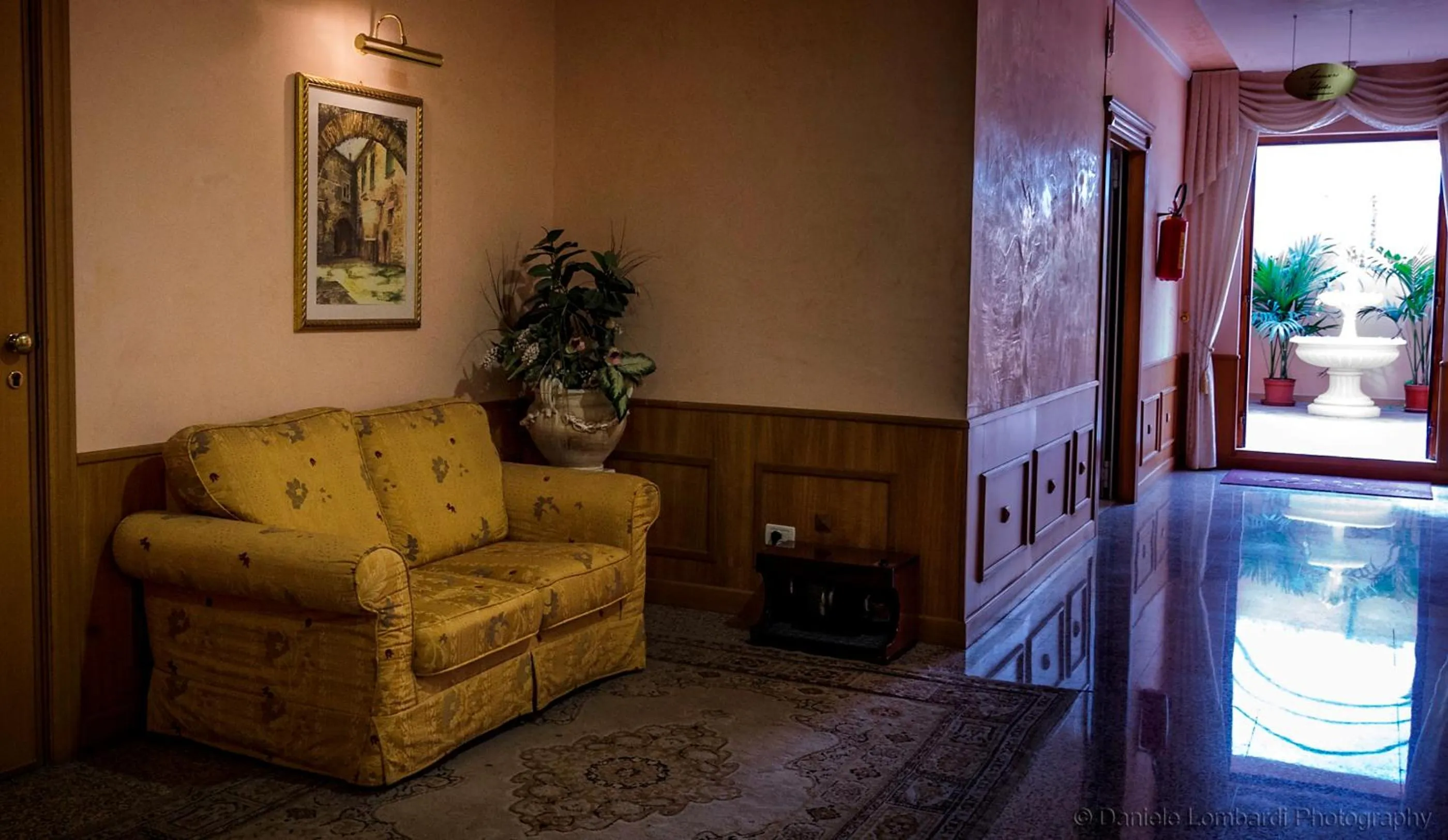 Seating area in Hotel Sorriso