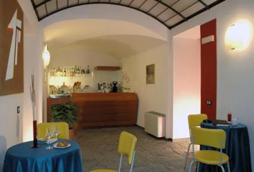 Lounge or bar in Caravaggio Hotel