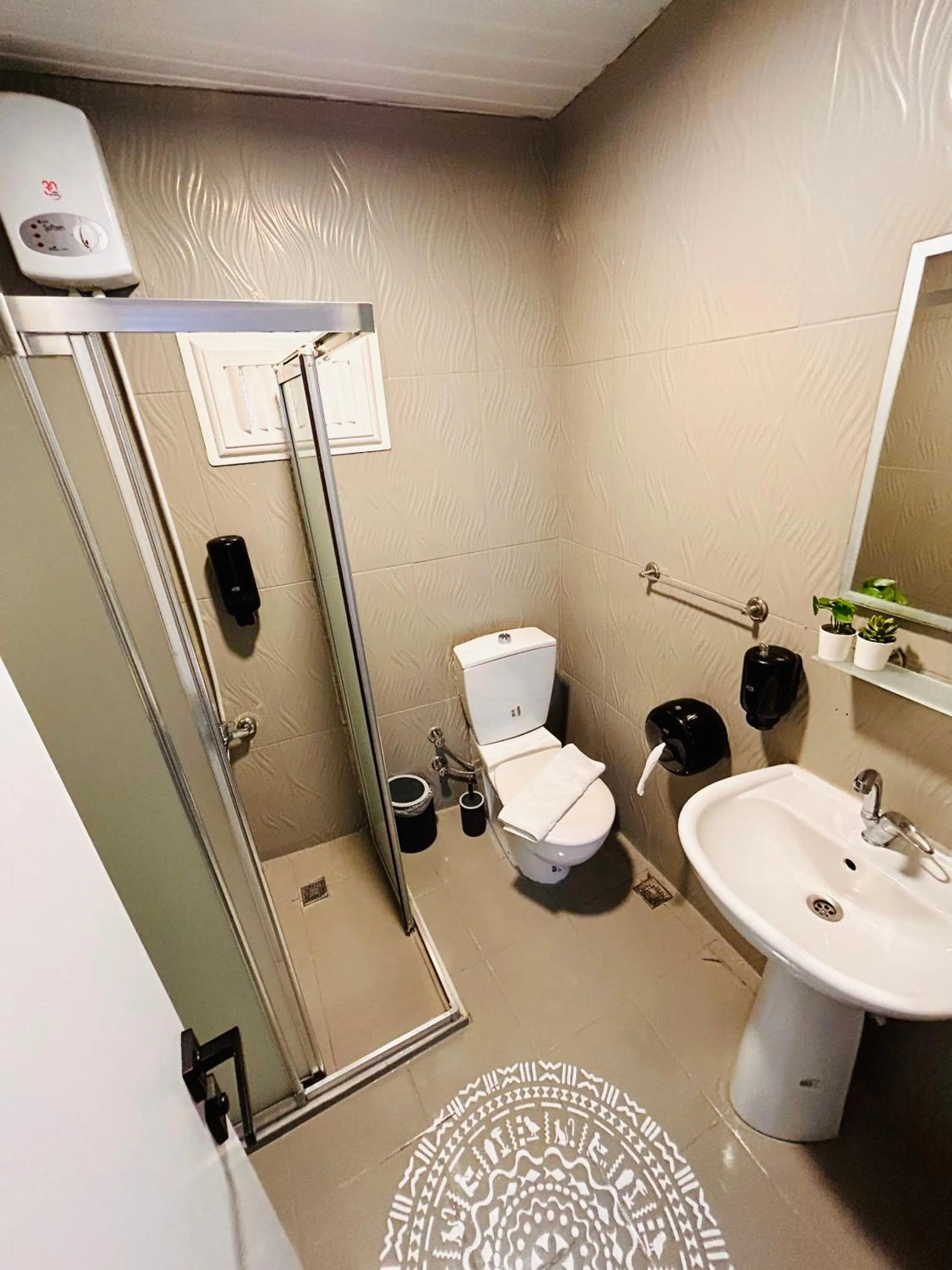 Shower in Kalia Beach Hotel Side Ex Kale Motel