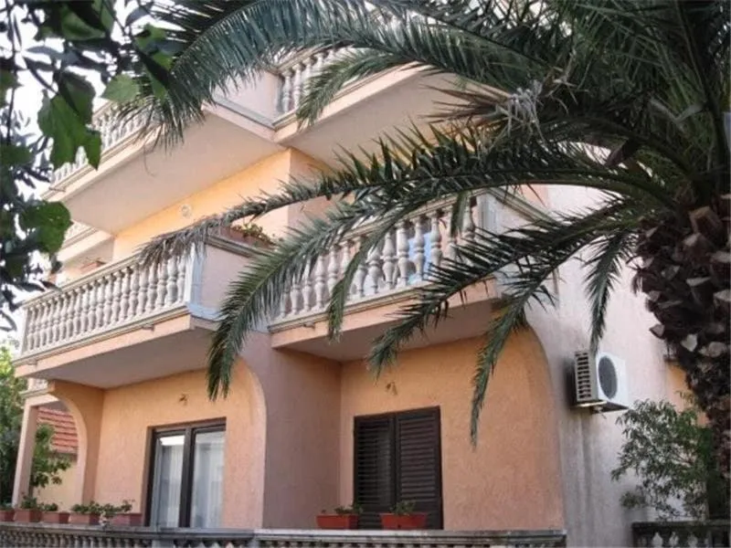 Apartments Dijana