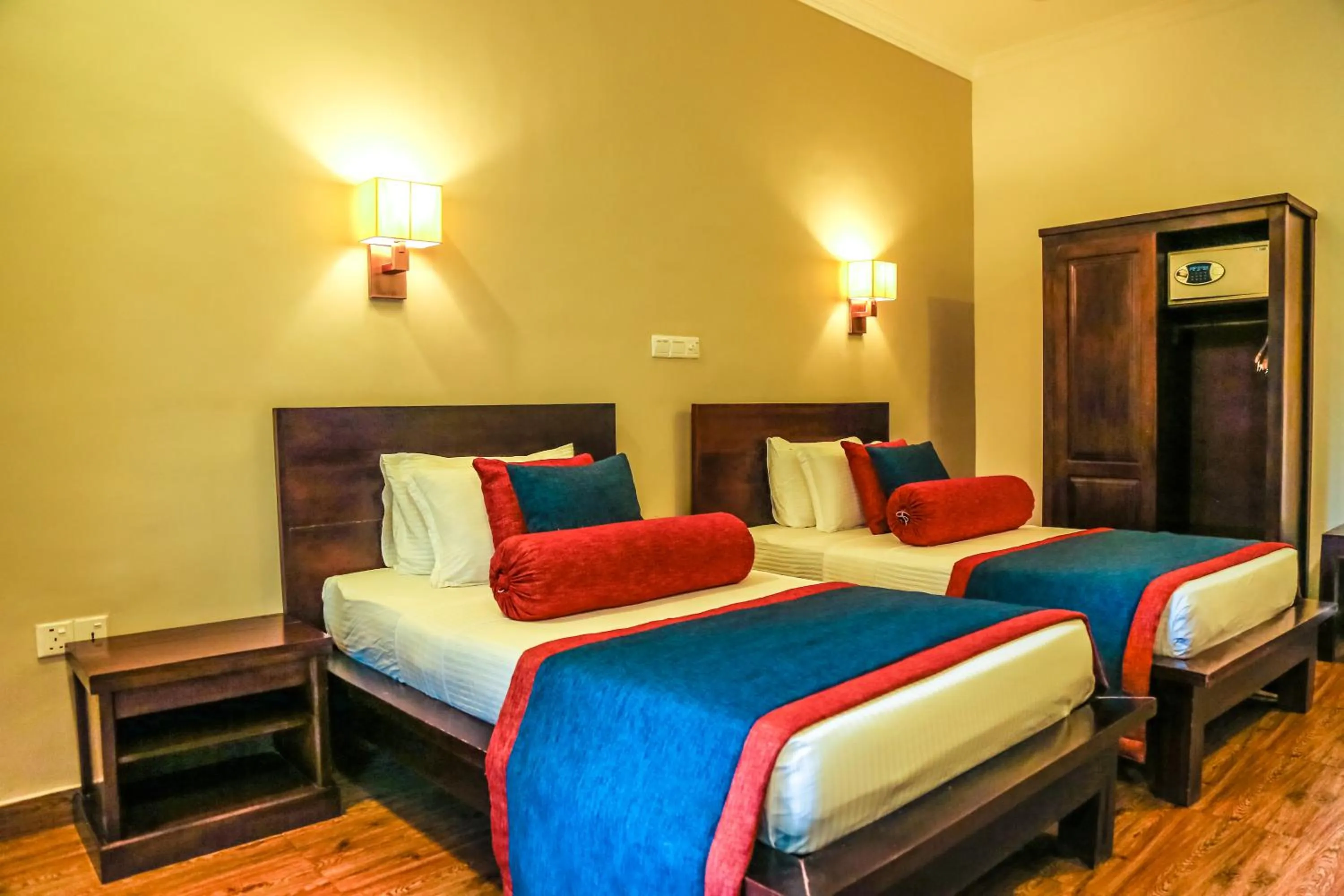 Bed in Oak Ray Ella Gap Hotel