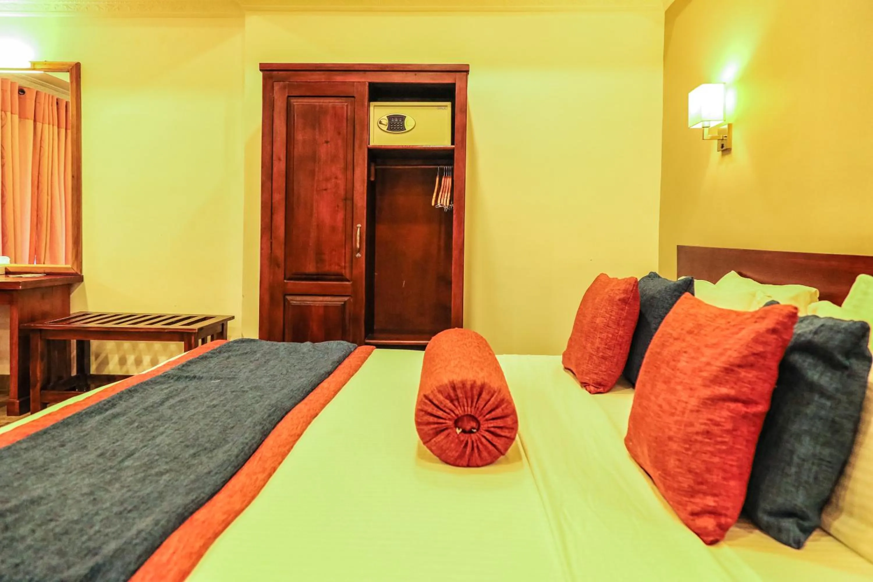 Bedroom, Bed in Oak Ray Ella Gap Hotel