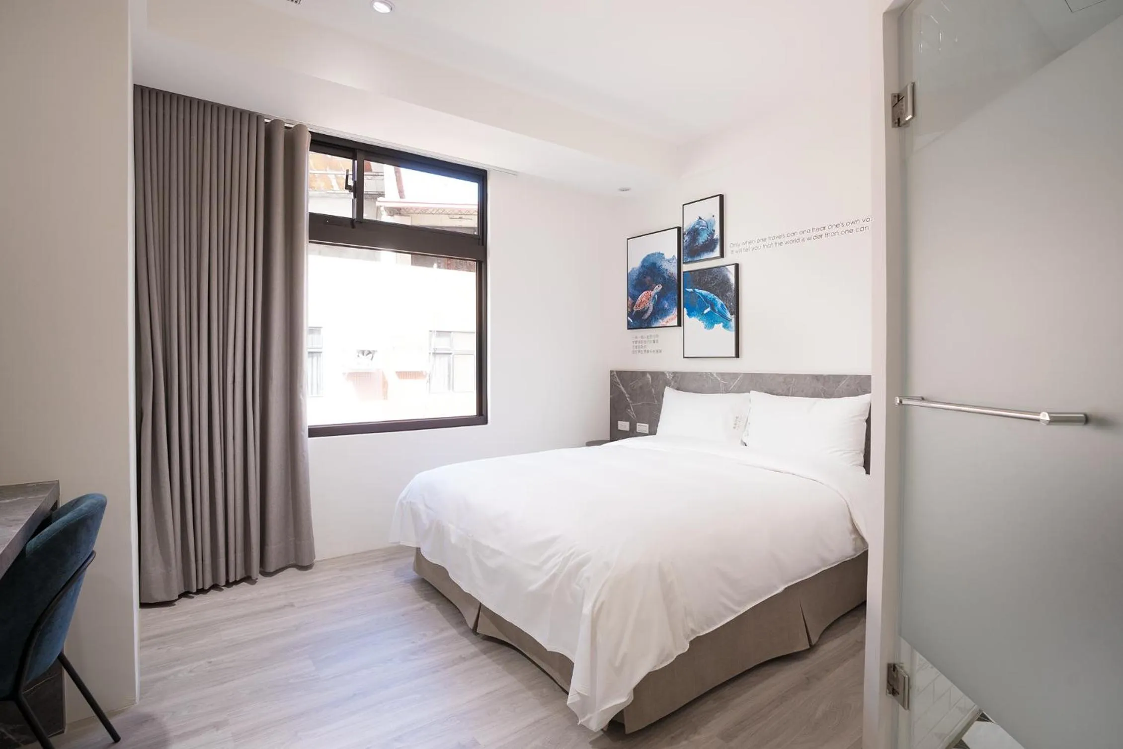 Photo of the whole room, Bed in The Way Inn