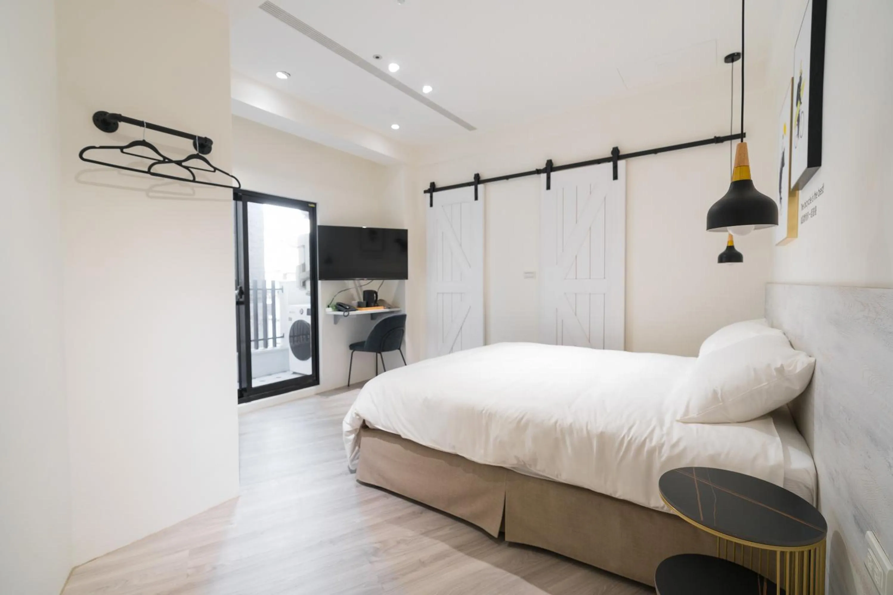 Photo of the whole room, Bed in The Way Inn