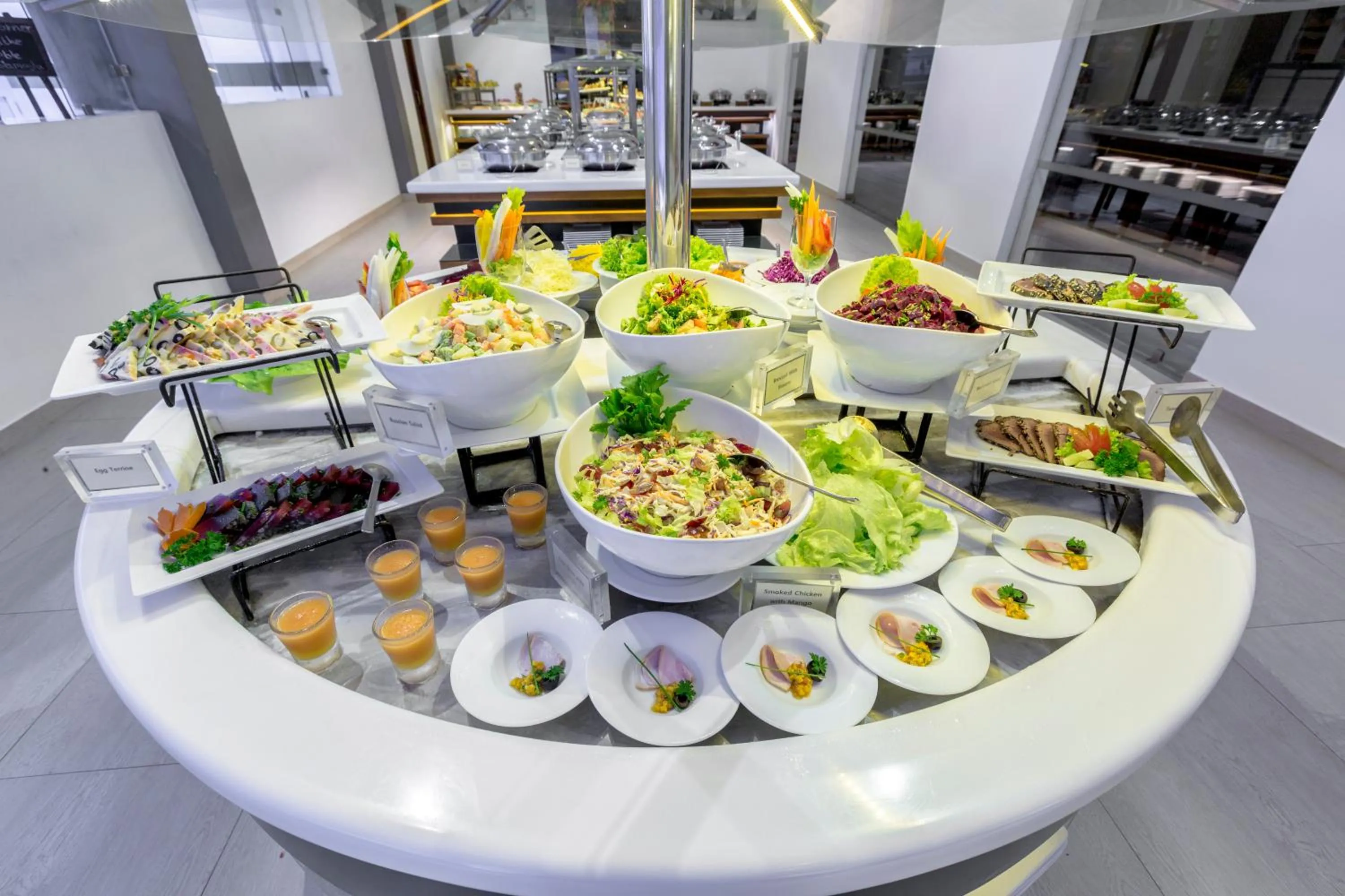 Food in Aliya Resort and Spa - Thema Collection