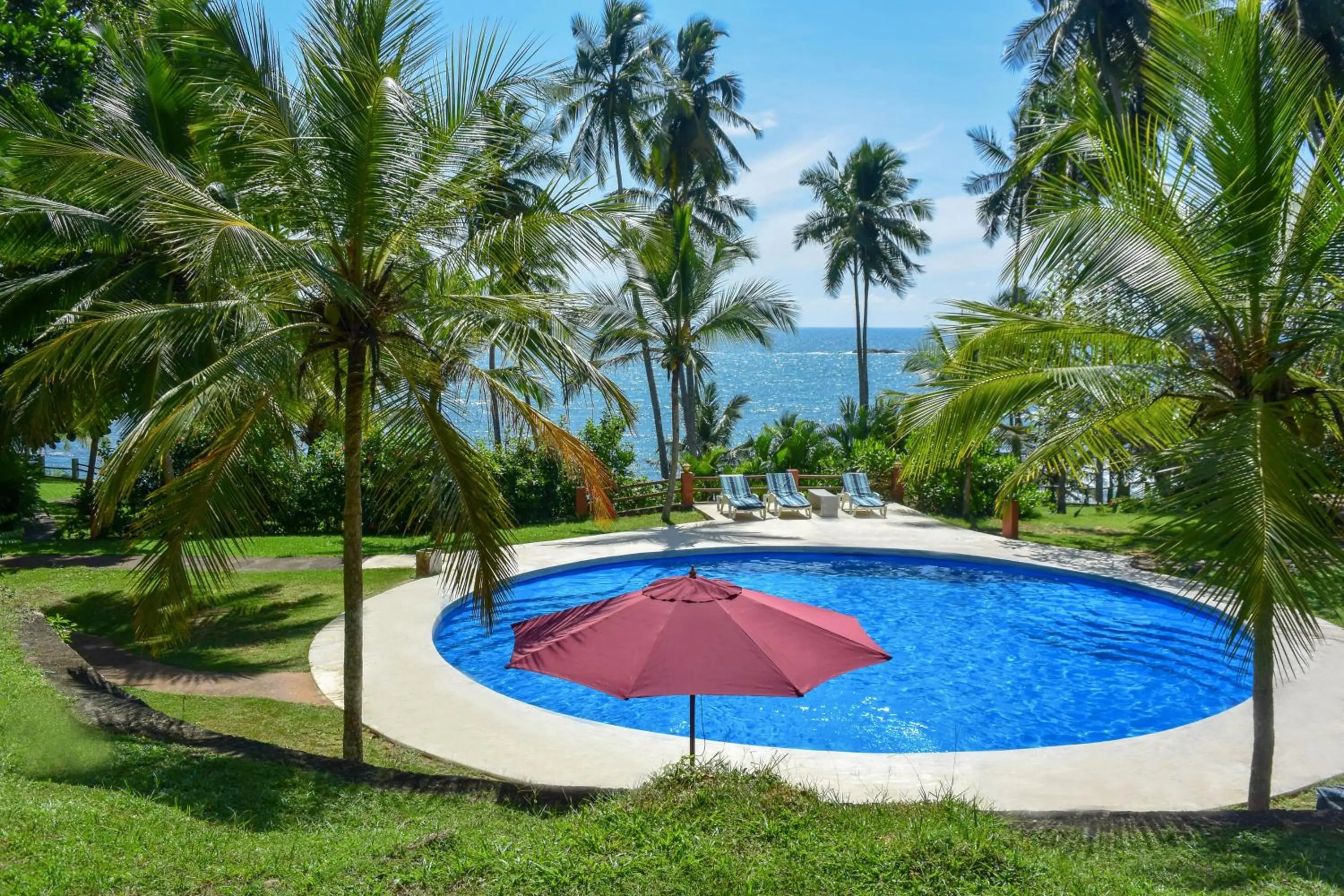 Pool view in Eva Lanka Hotel - Beach & Wellness