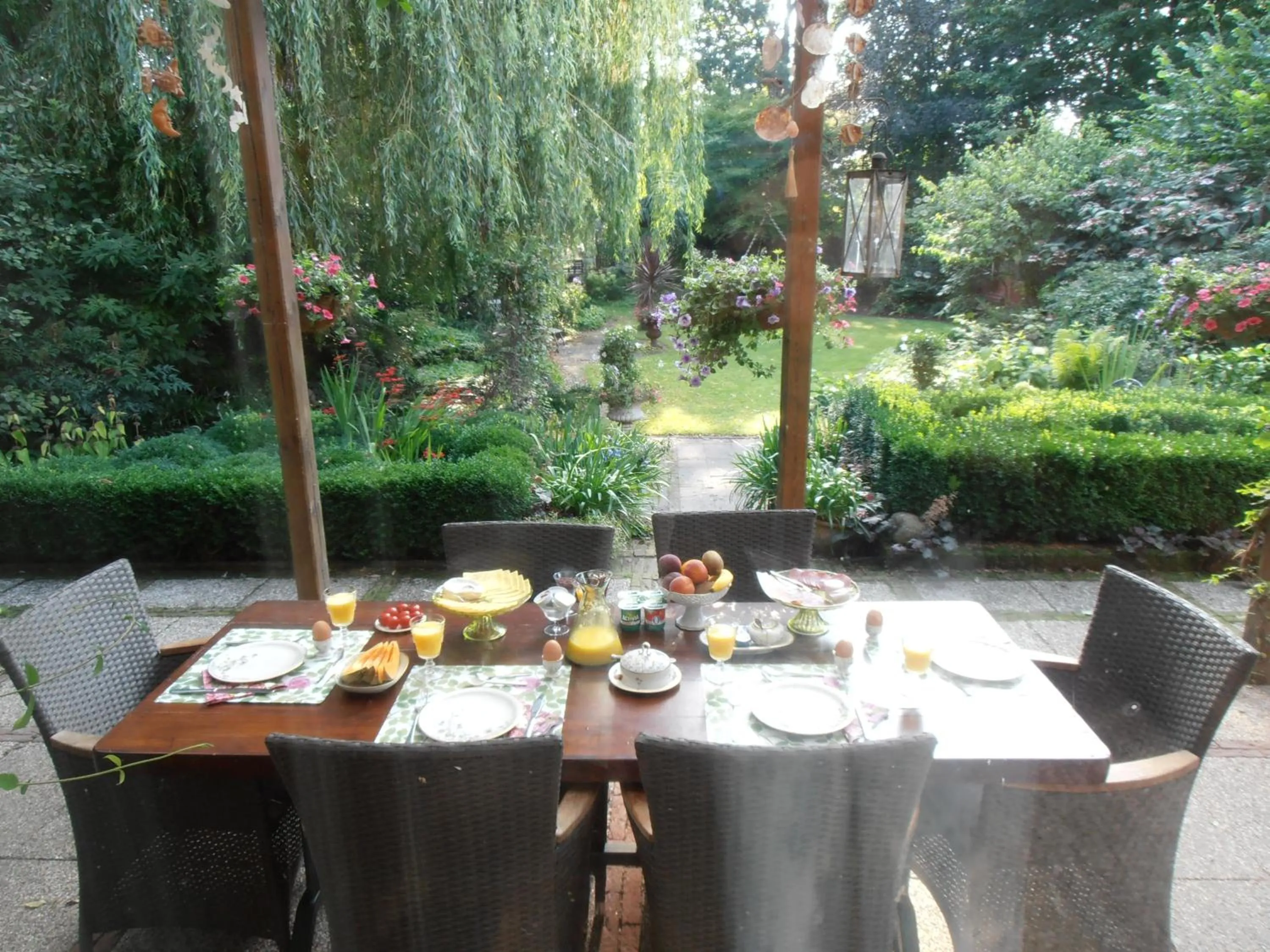 Buffet breakfast in B&B Jossefin Tuinen