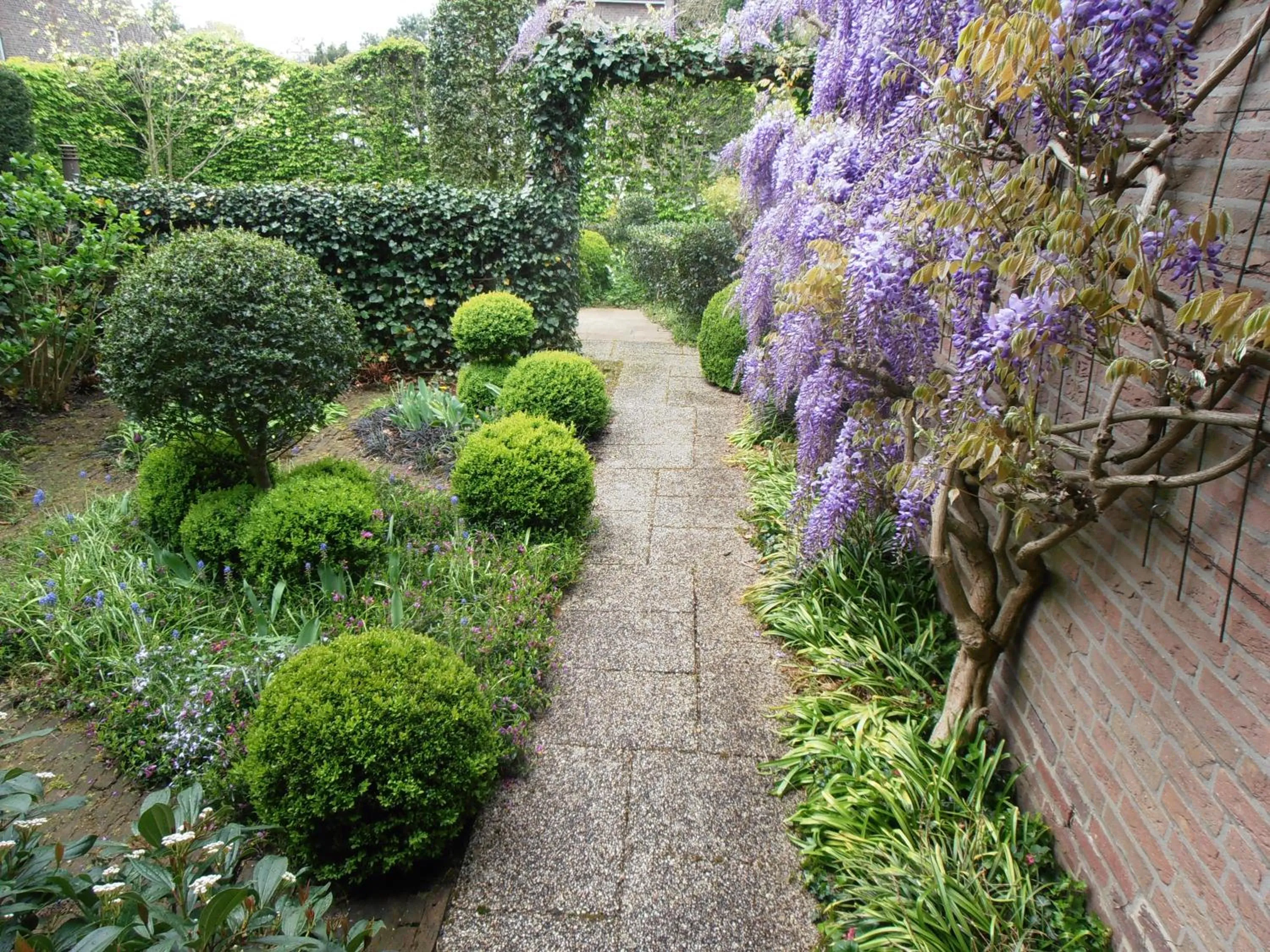Facade/entrance in B&B Jossefin Tuinen