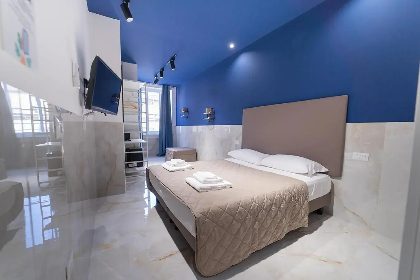 Deluxe Double Room in P.C. Boutique H. Vesuvius, Napoli Centro, by ClaPa Group Deluxe Double Room in P.C. Boutique H. Vesuvius, Napoli Centro, by ClaPa Group