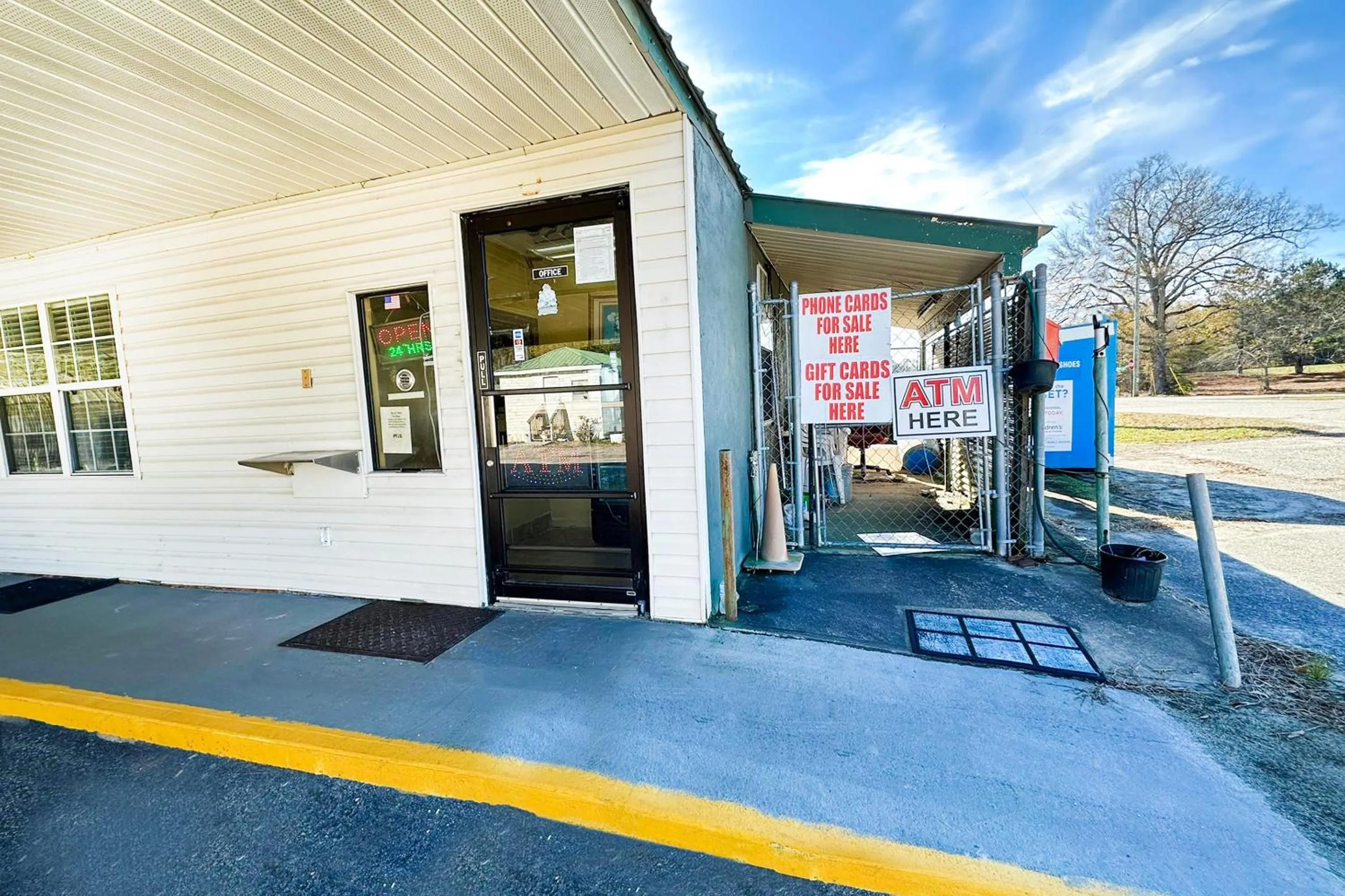 Facade/entrance in Sparta Seven Motel By OYO near Milledgeville