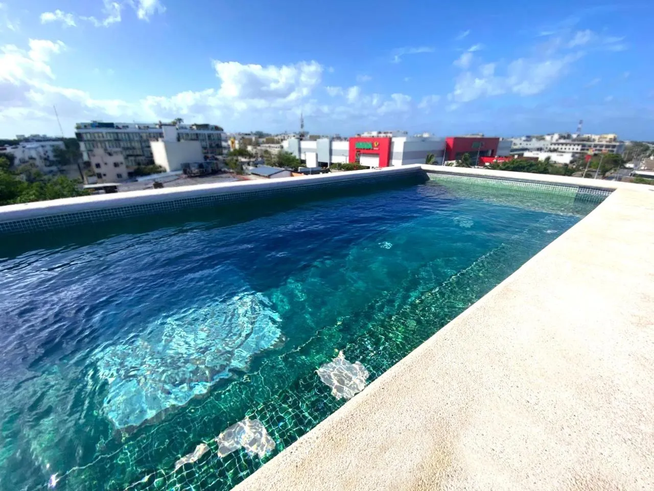 Swimming pool in Hotel Eleven