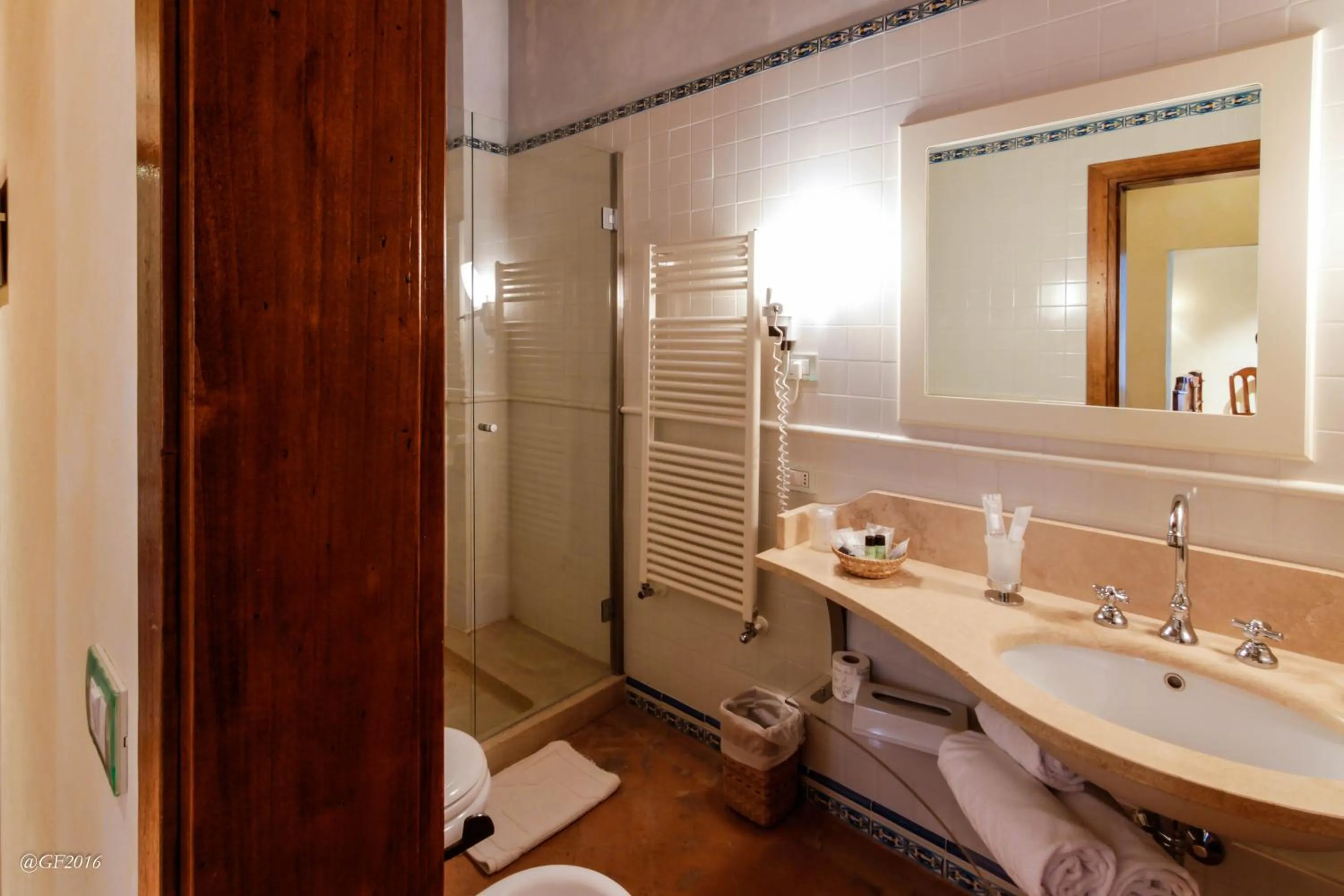 Bathroom in San Pietro Sopra Le Acque Resort & Spa