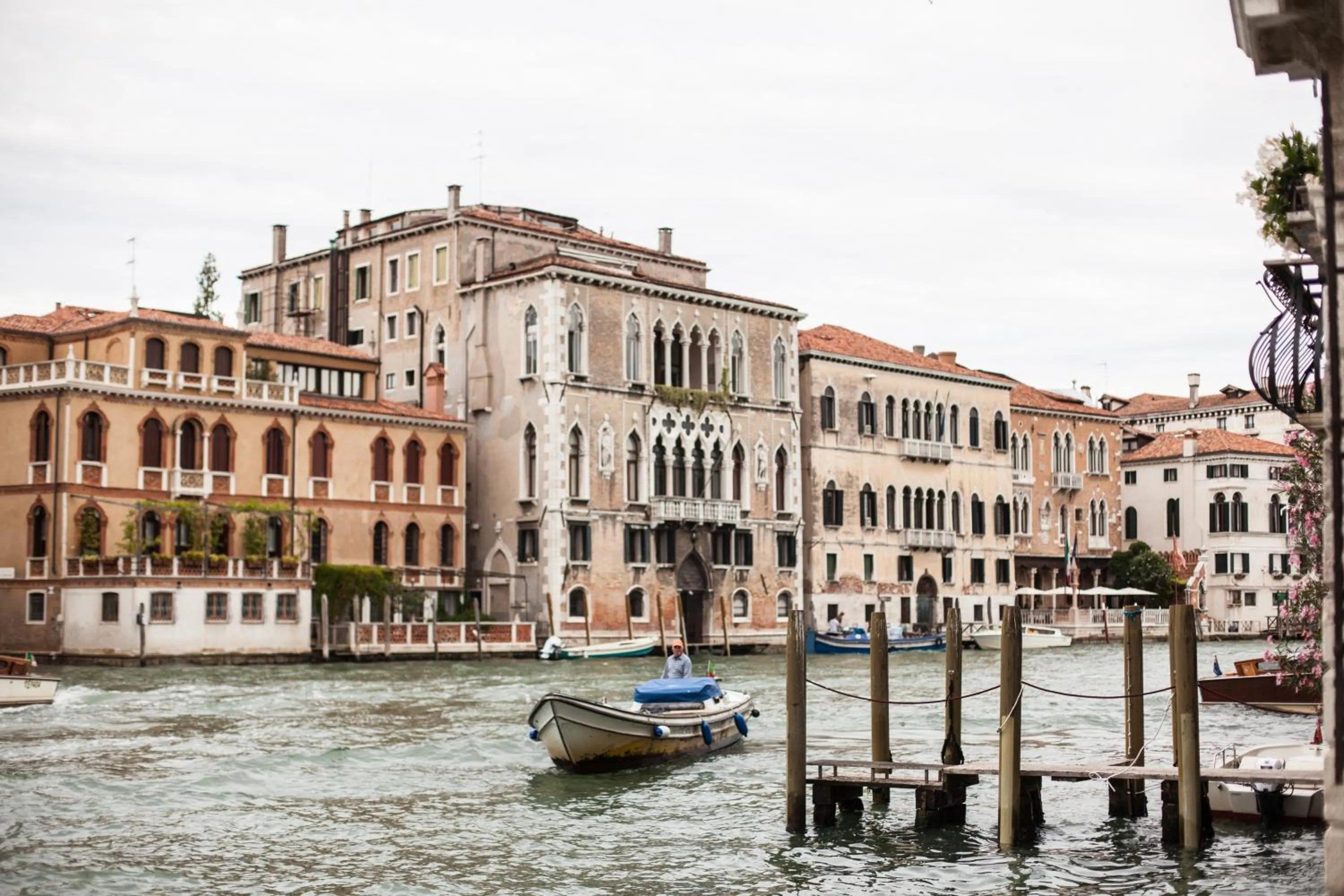 Property building in Foresteria Levi