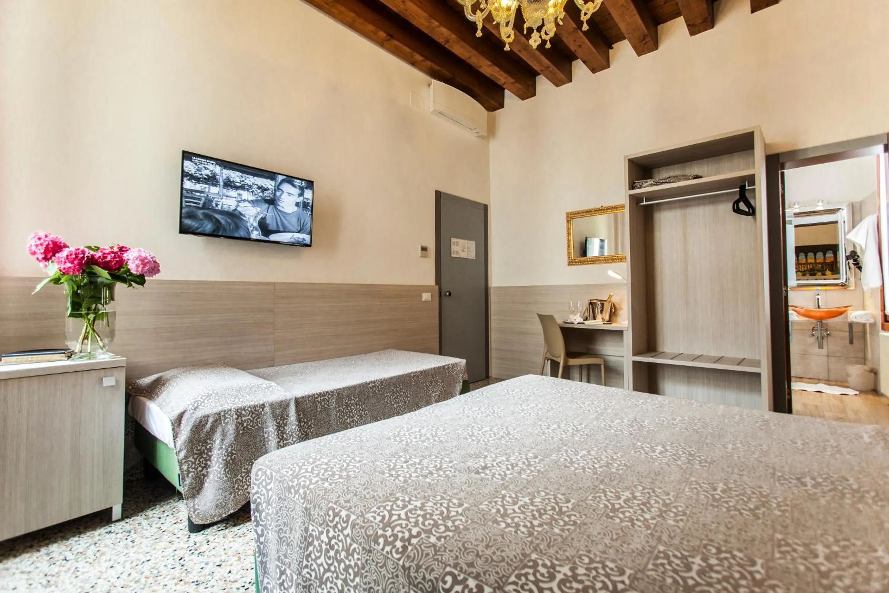 Bed in Foresteria Levi