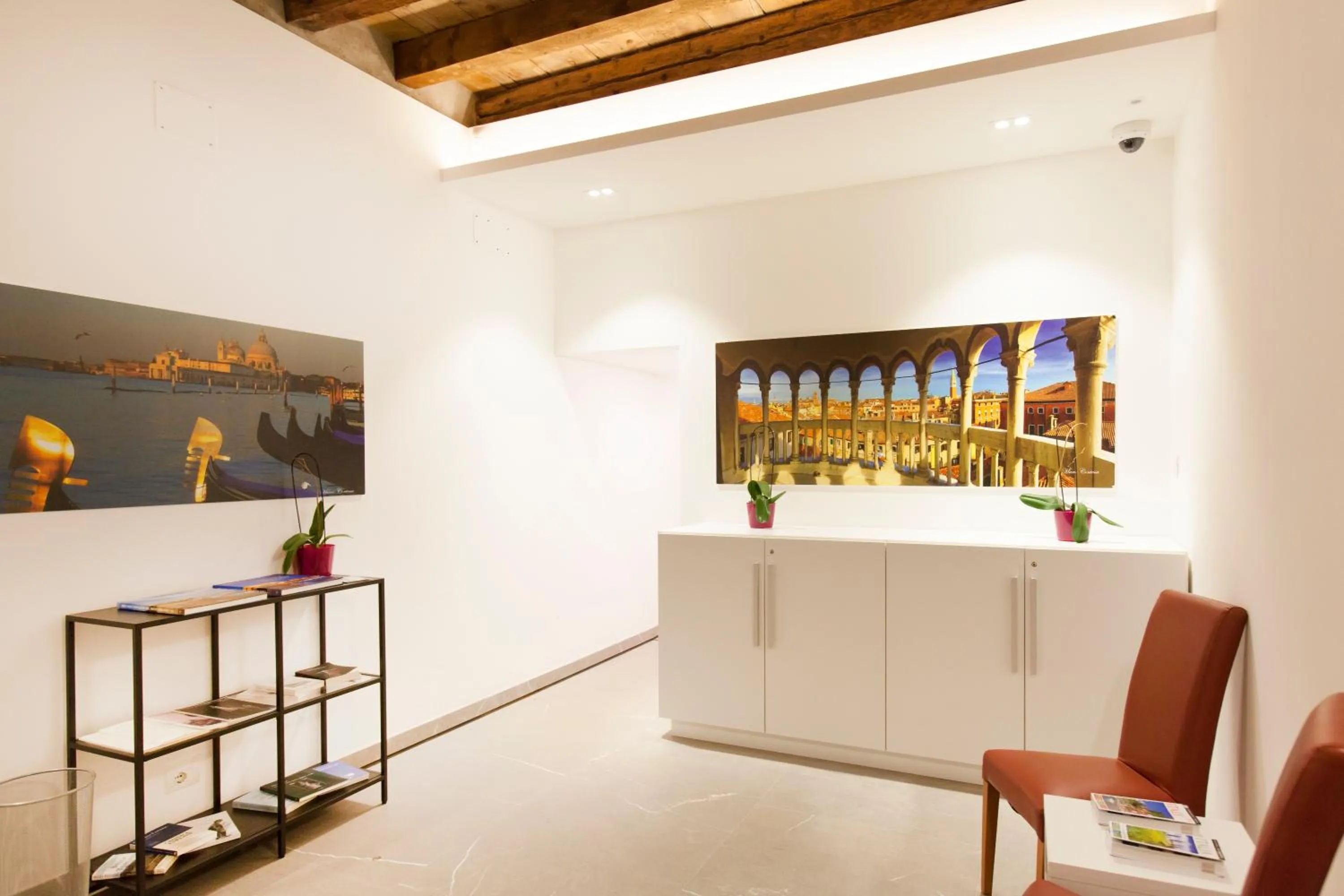 Decorative detail in Foresteria Levi