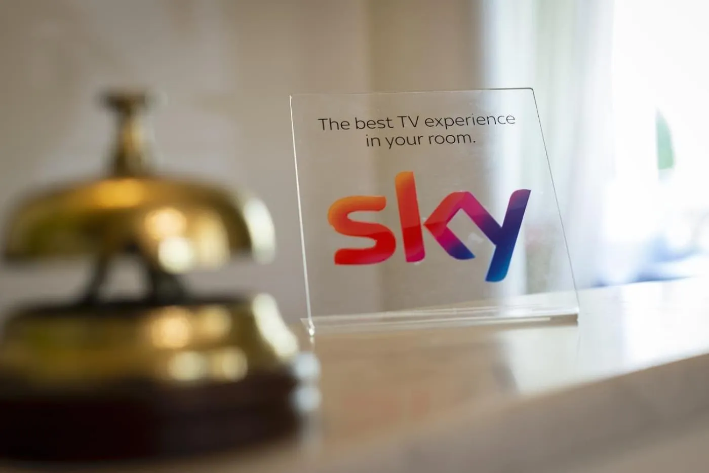 Communal lounge/ TV room in Hotel Asnigo