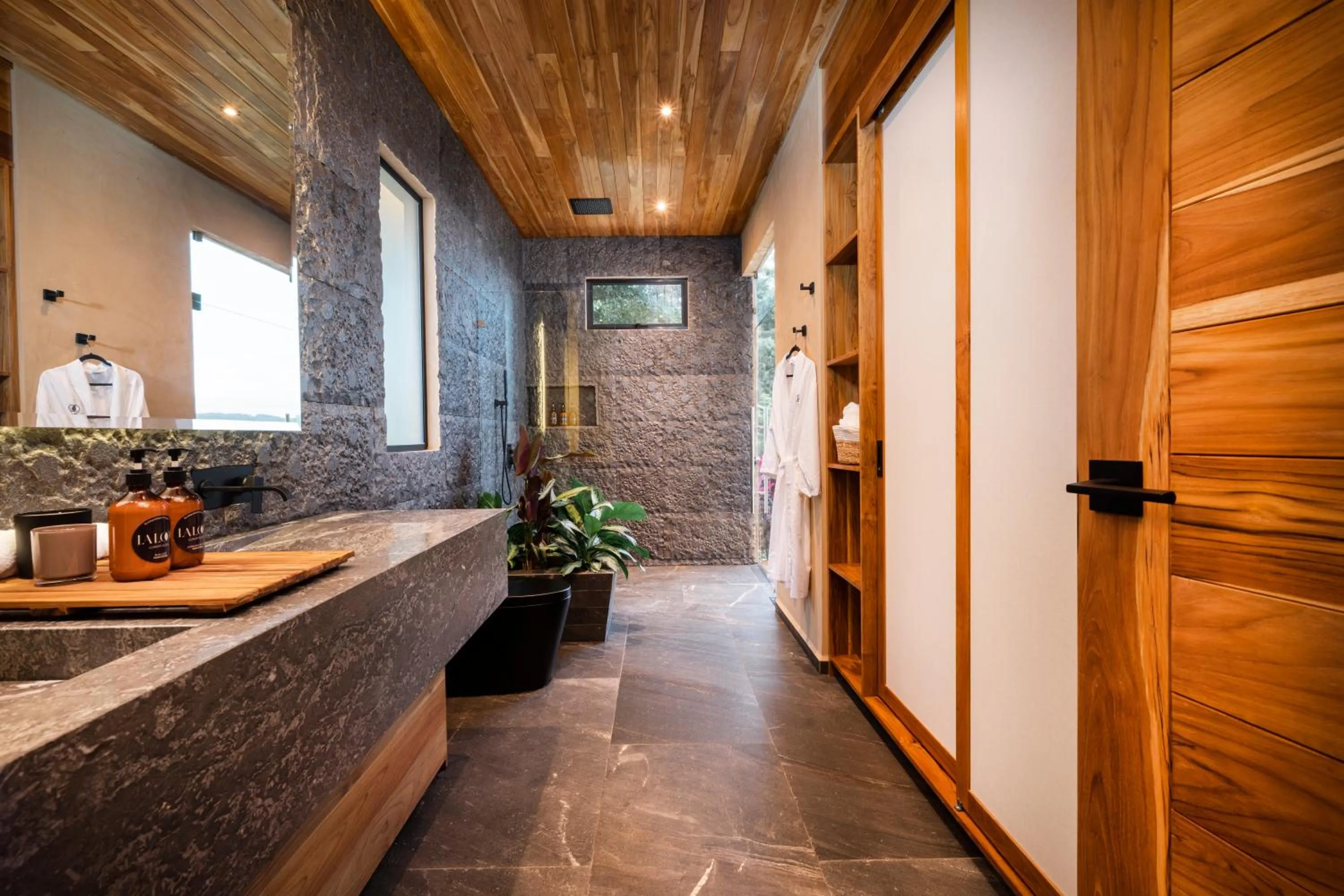 Shower in LALOON Luxury Suites - Adults Only