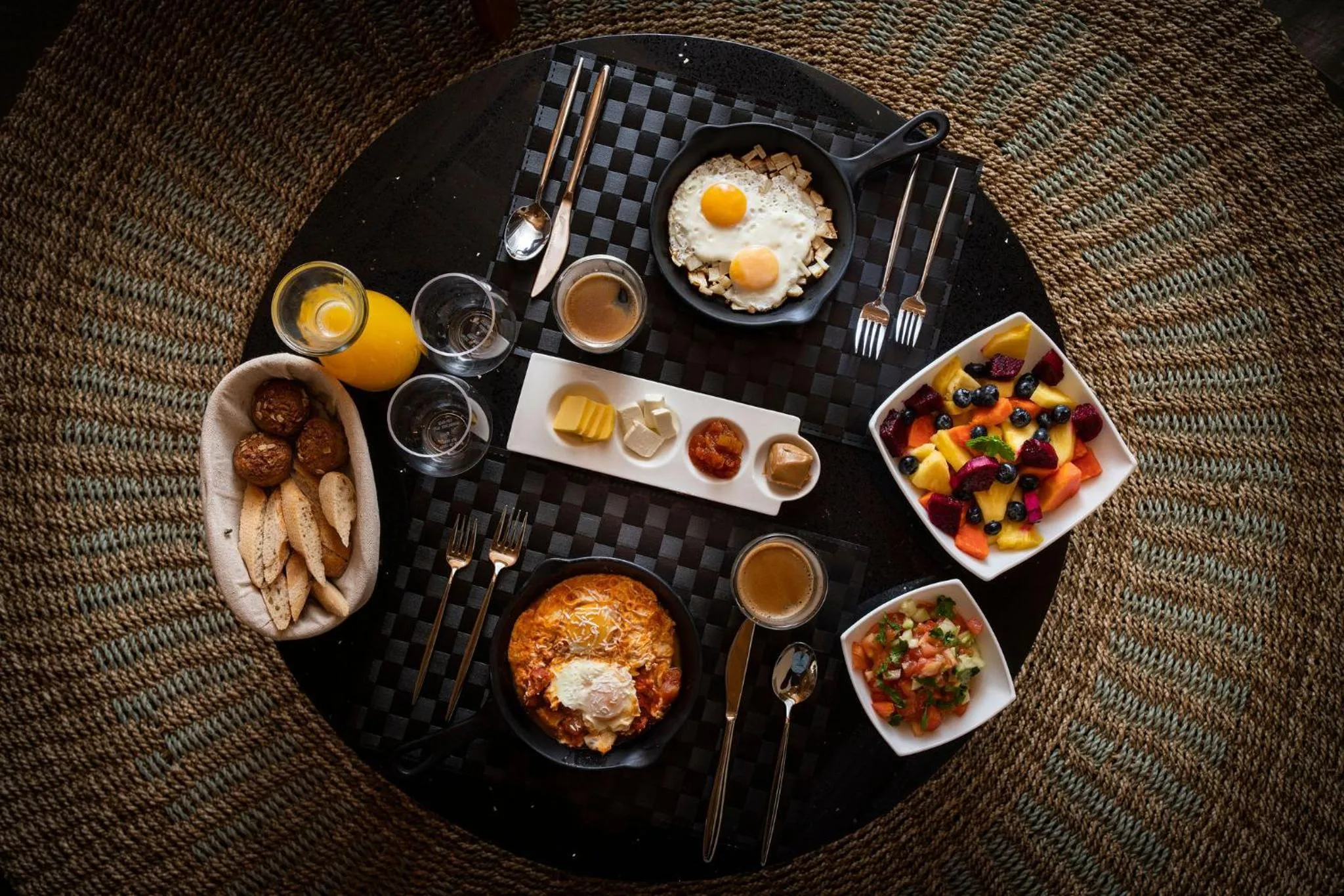 Breakfast in LALOON Luxury Suites - Adults Only