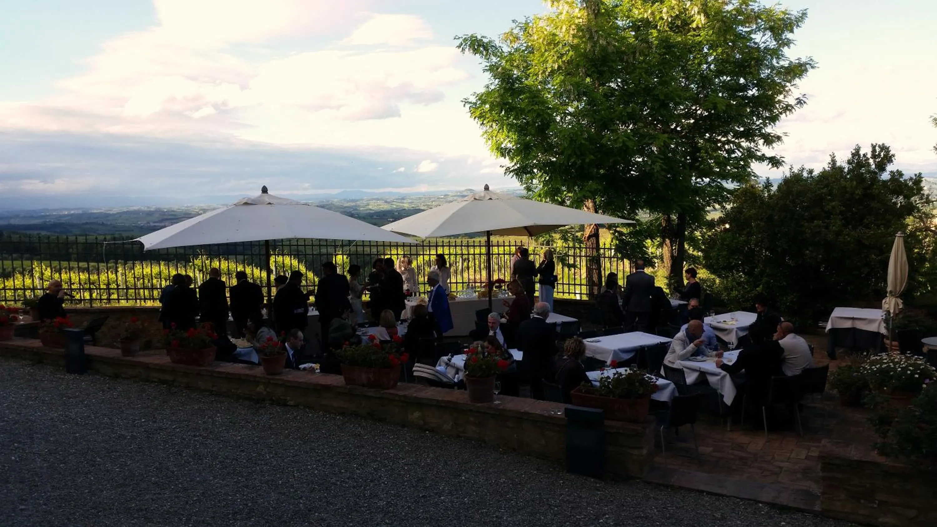 Restaurant/places to eat in Villa Ducci