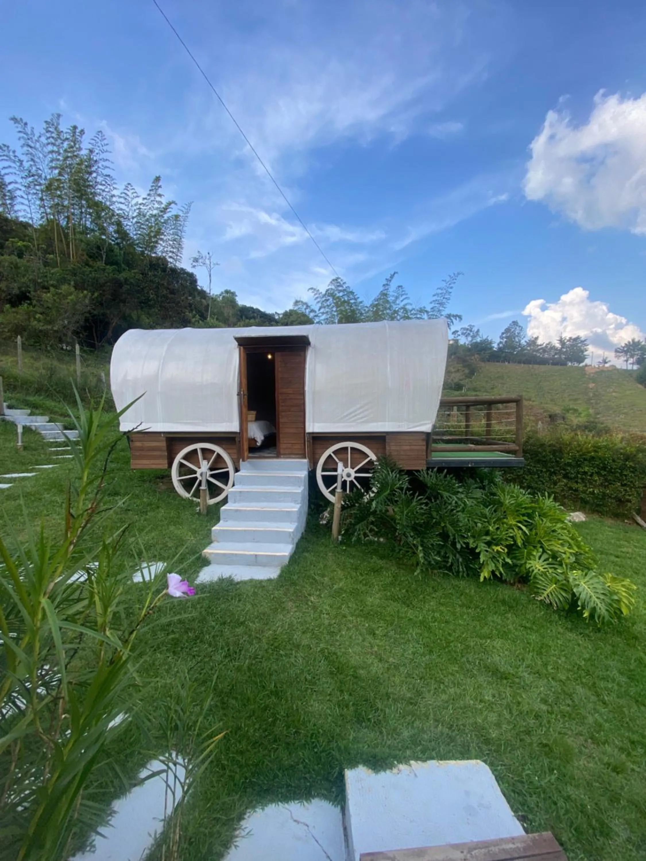 Photo of the whole room in Glamping La Cepa GUATAPÉ