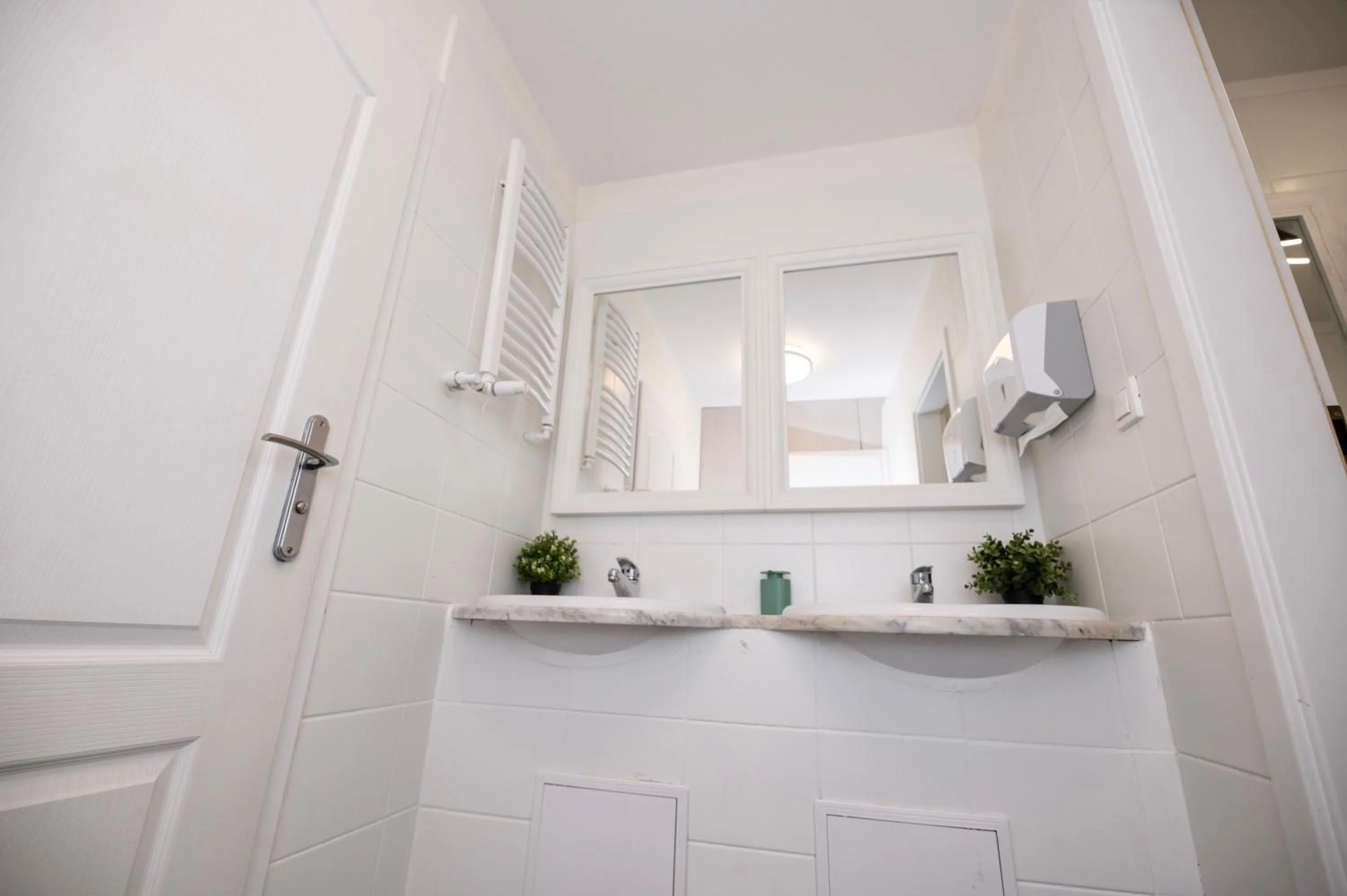 Bathroom in City Place Noclegi