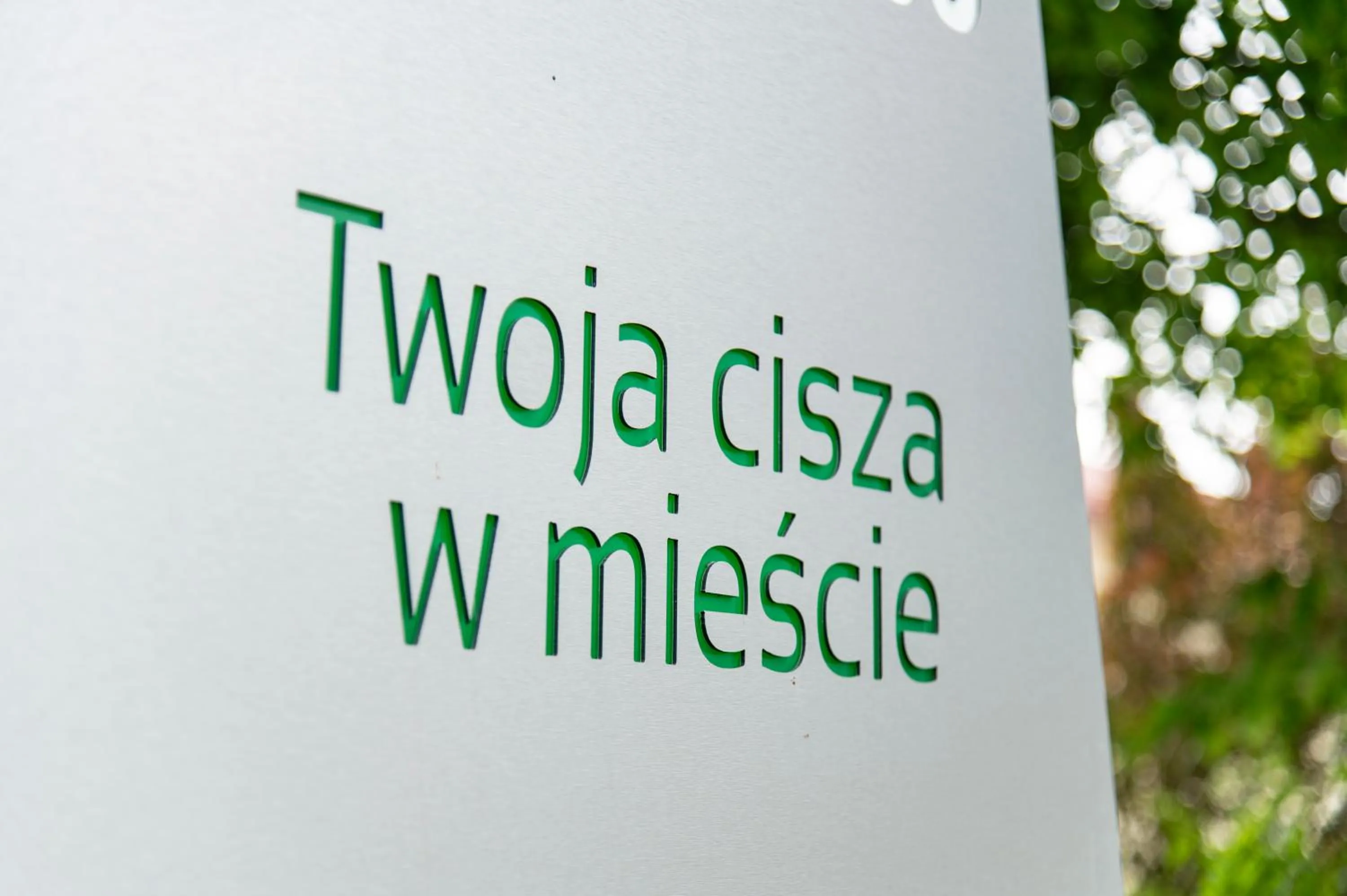 Property building in City Place Noclegi