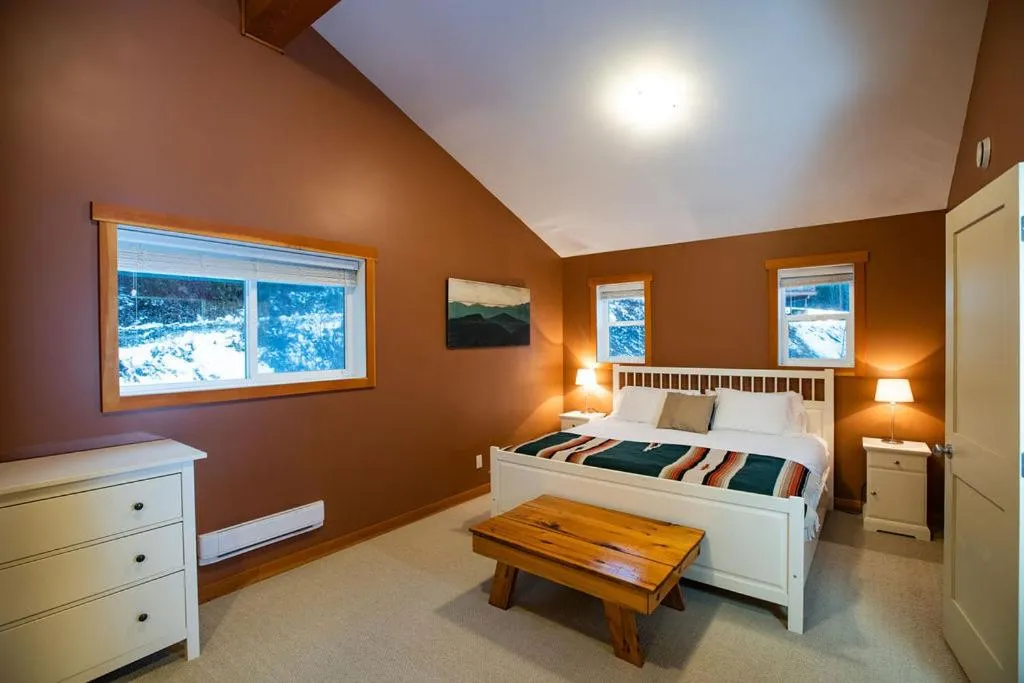 Bedroom, Bed in Stoke Cabin by Revelstoke Vacations