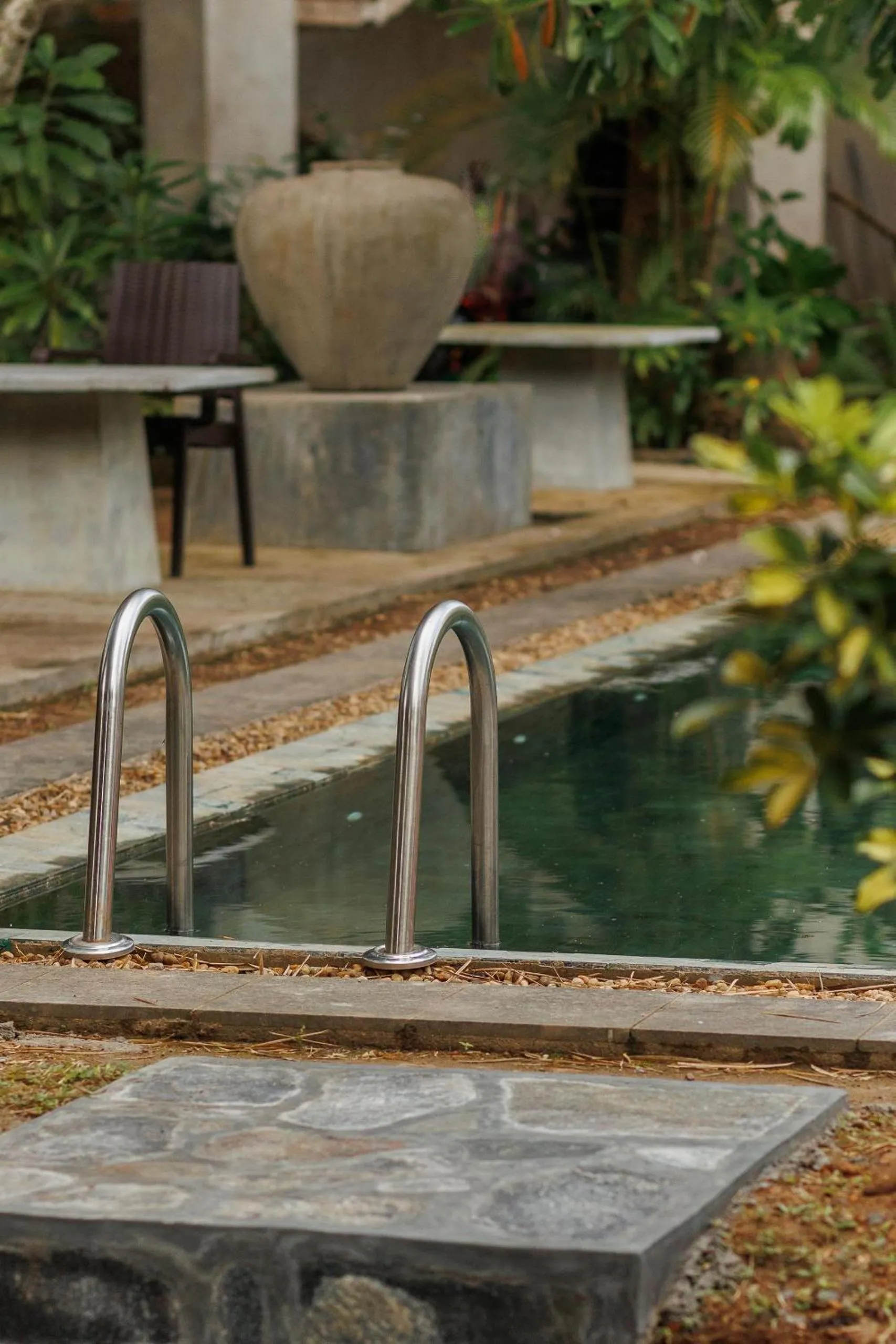 Swimming pool in Villa White Queen Resort & Spa
