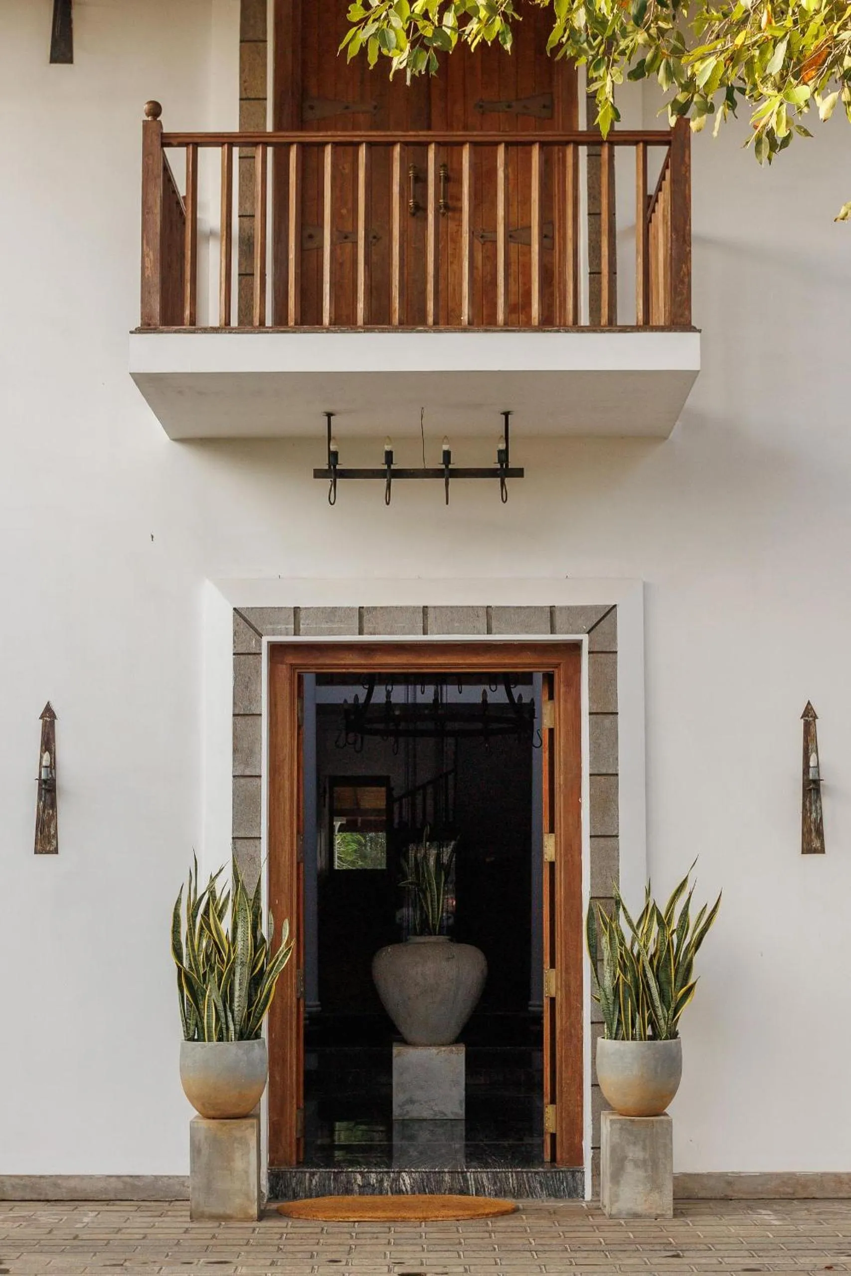 Facade/entrance in Villa White Queen Resort & Spa