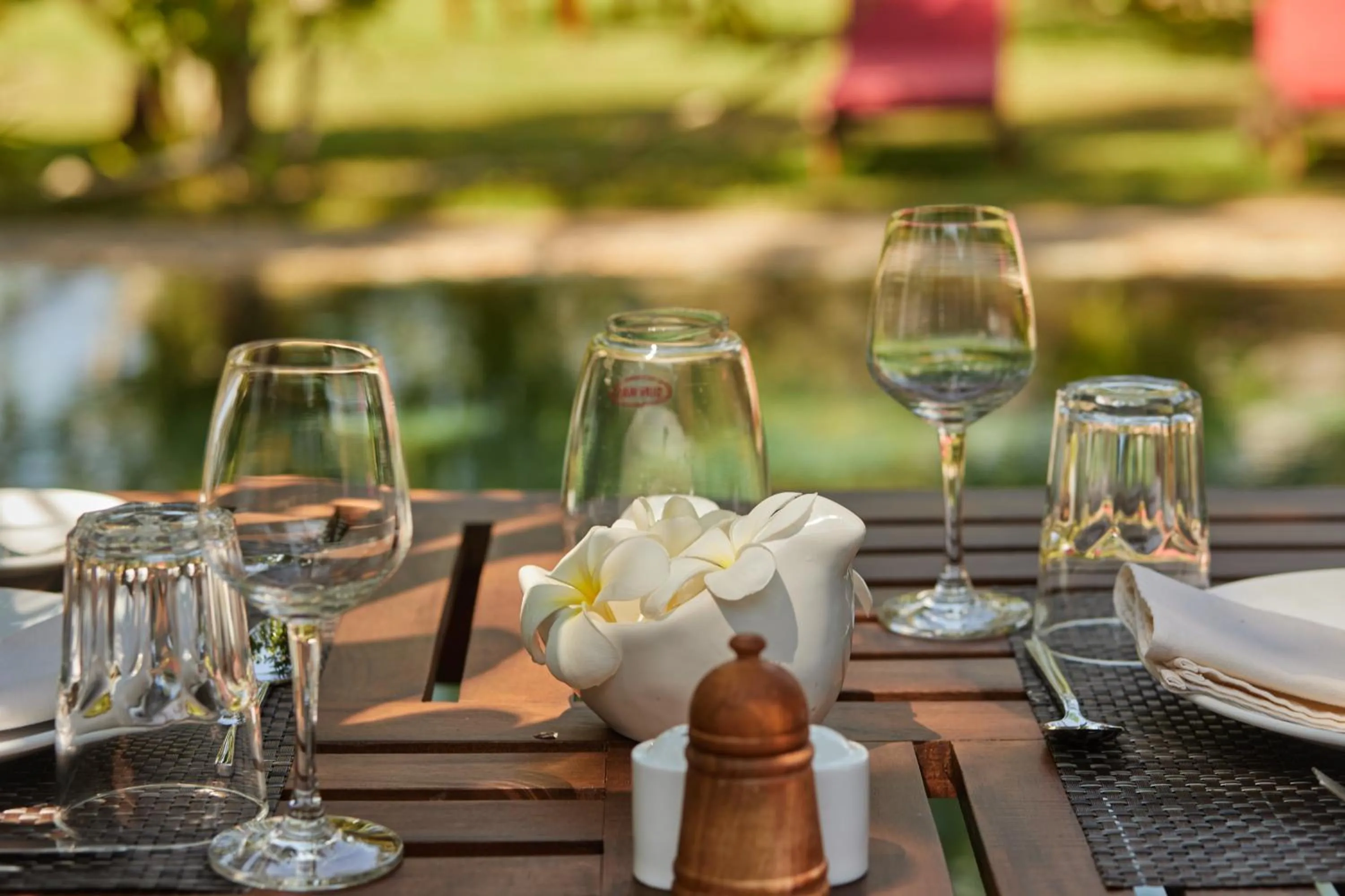 Restaurant/places to eat in Villa White Queen Resort & Spa