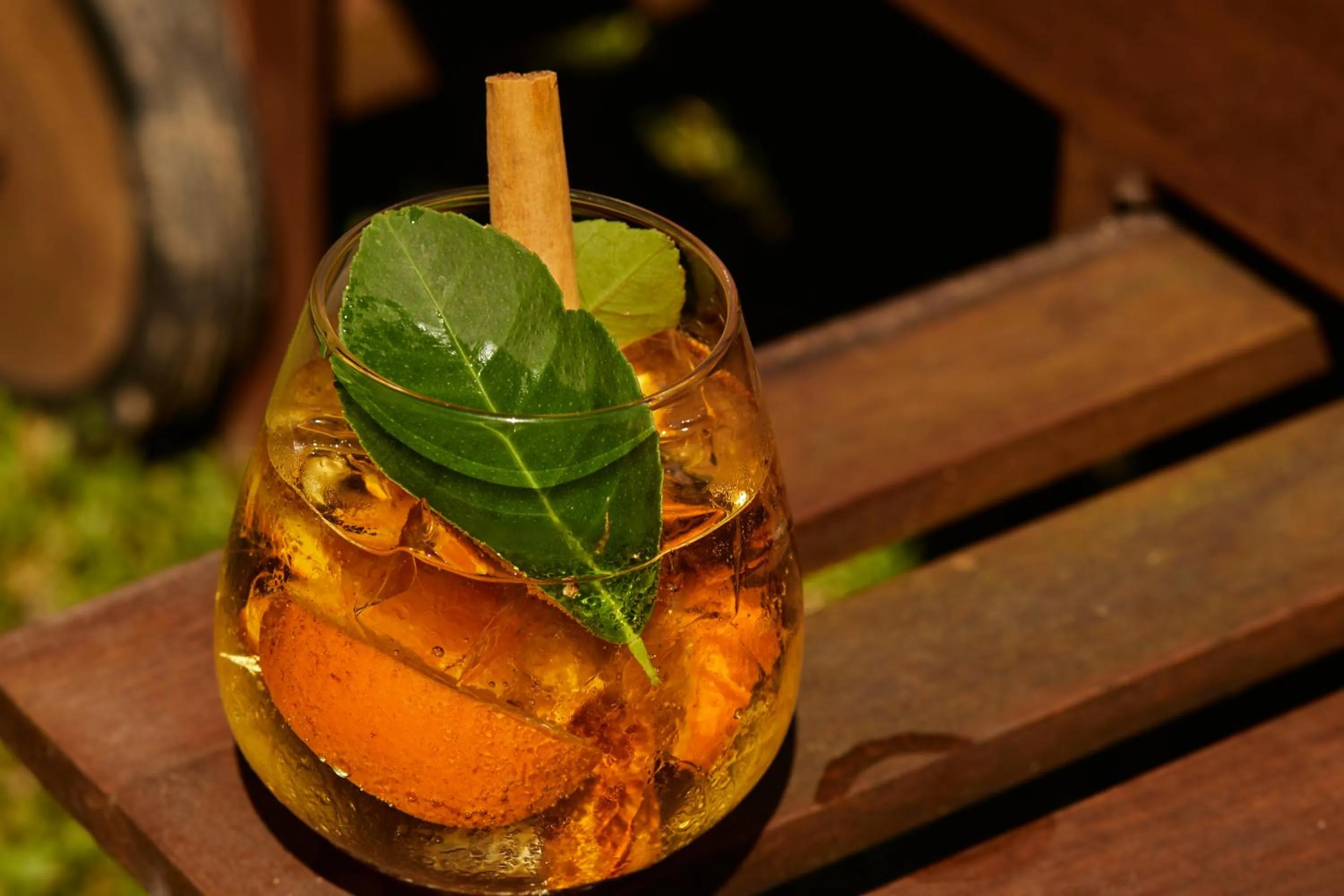 Restaurant/places to eat in Villa White Queen Resort & Spa