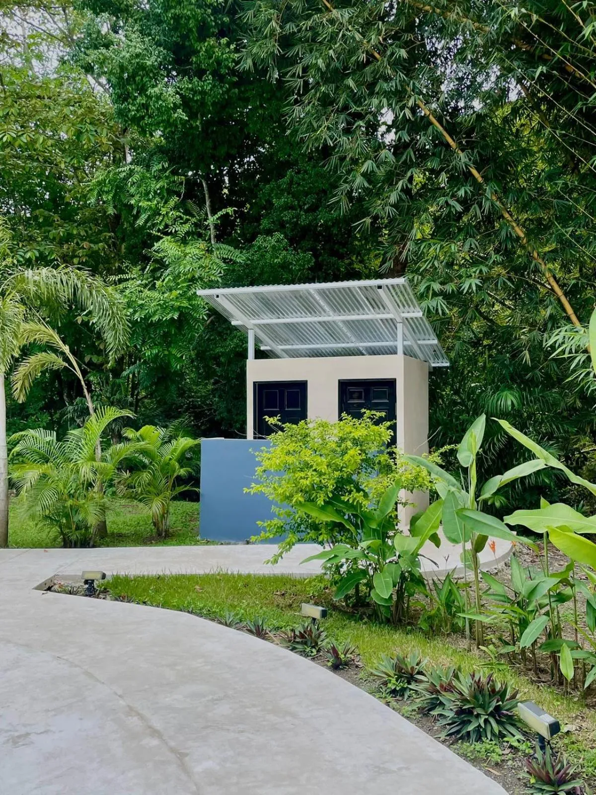 Bathroom in Grand Park Manuel Antonio - Adults Only
