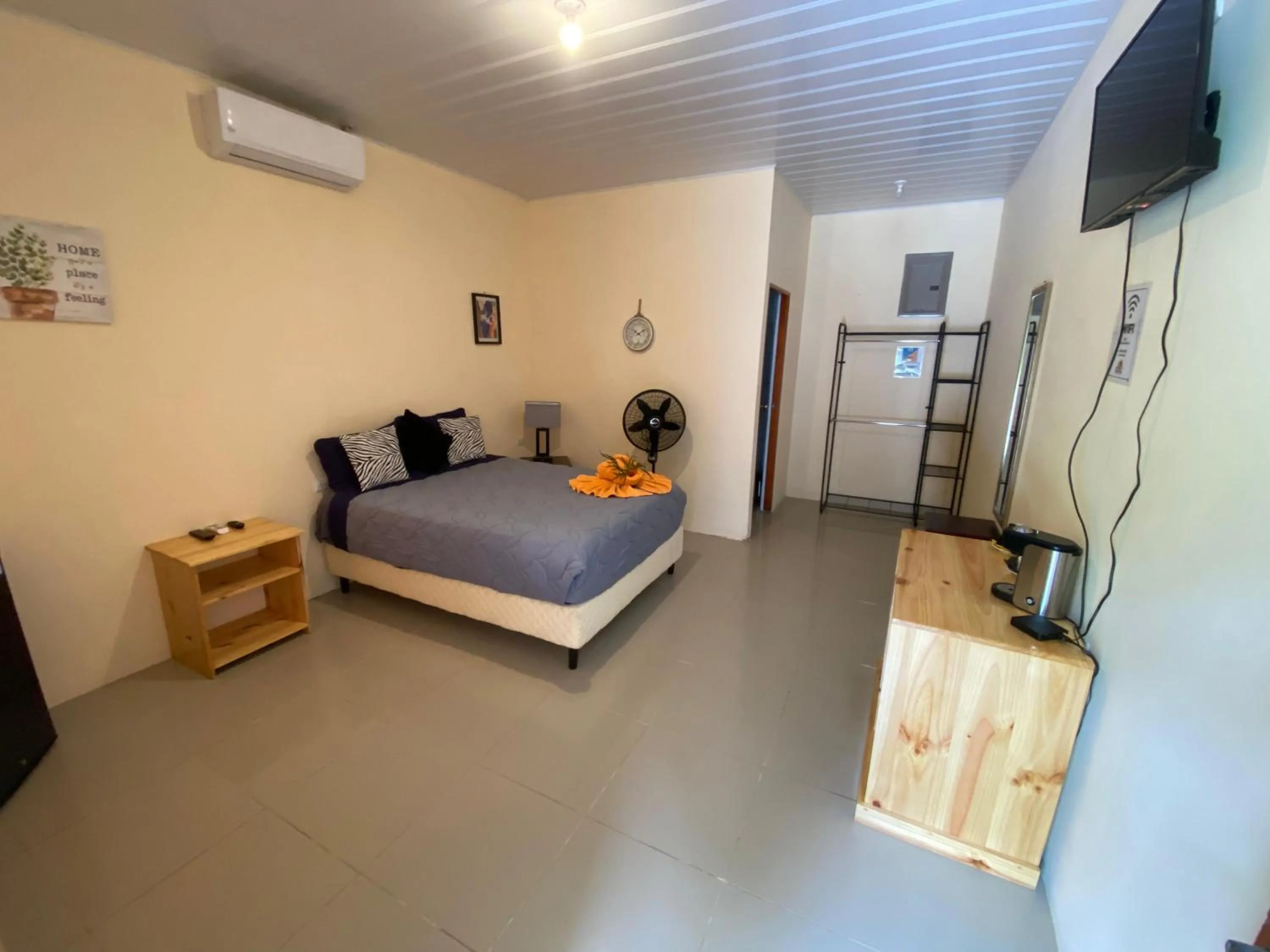 Photo of the whole room, Bed in Grand Park Manuel Antonio - Adults Only