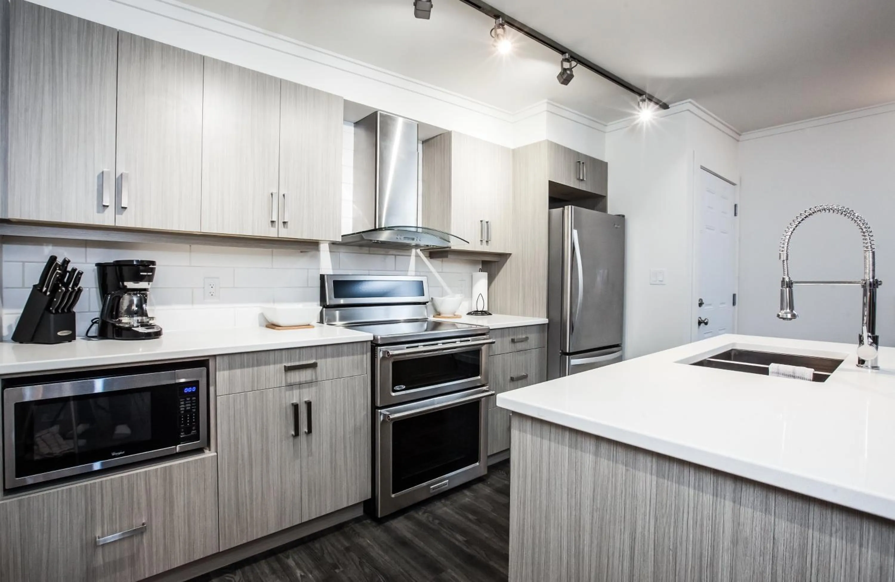 Kitchen or kitchenette in Novlan Suite by Revelstoke Vacations