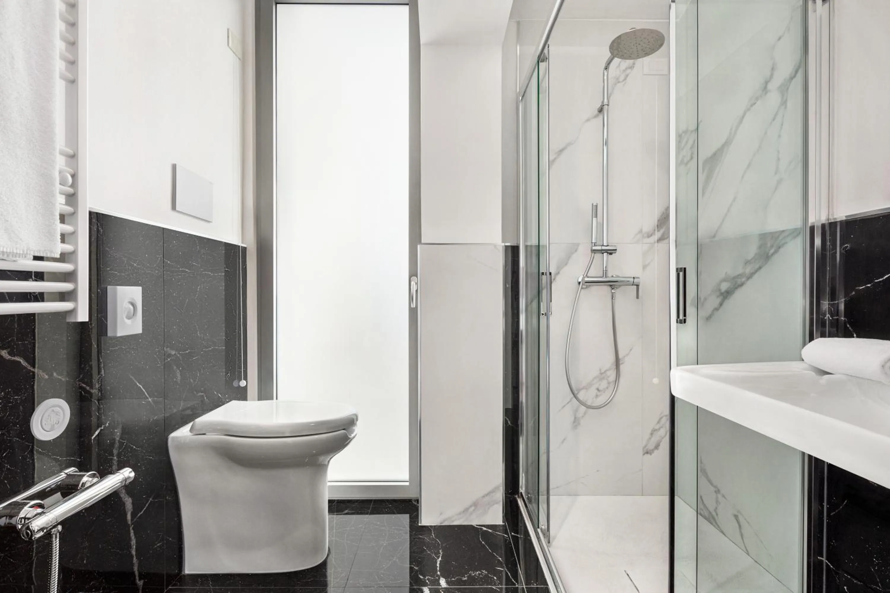 Shower in Wyndham Garden Florence