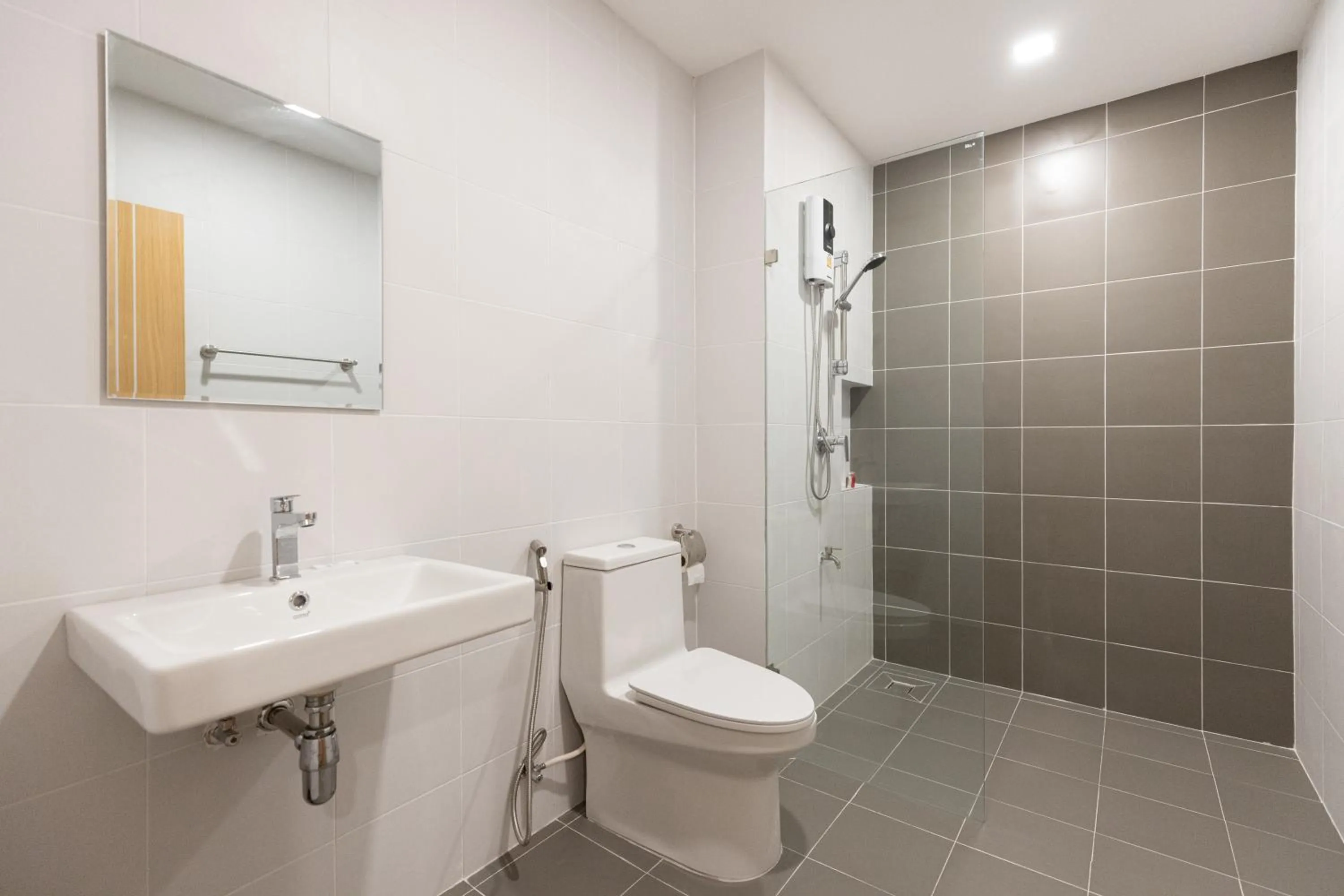 Bathroom in Good nine Hotel