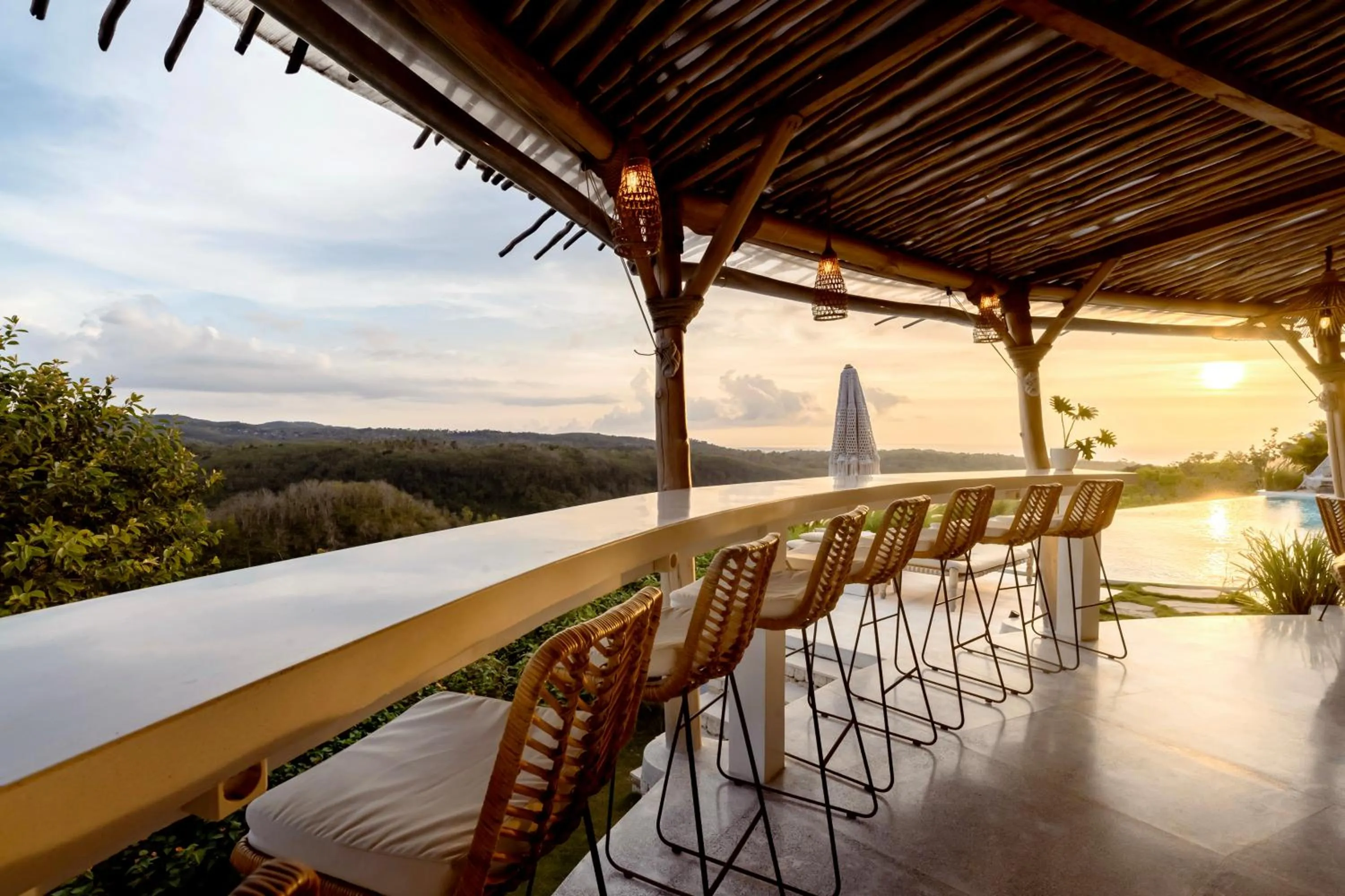 Restaurant/places to eat in Atalaya Villas Nusa Penida - Adults only