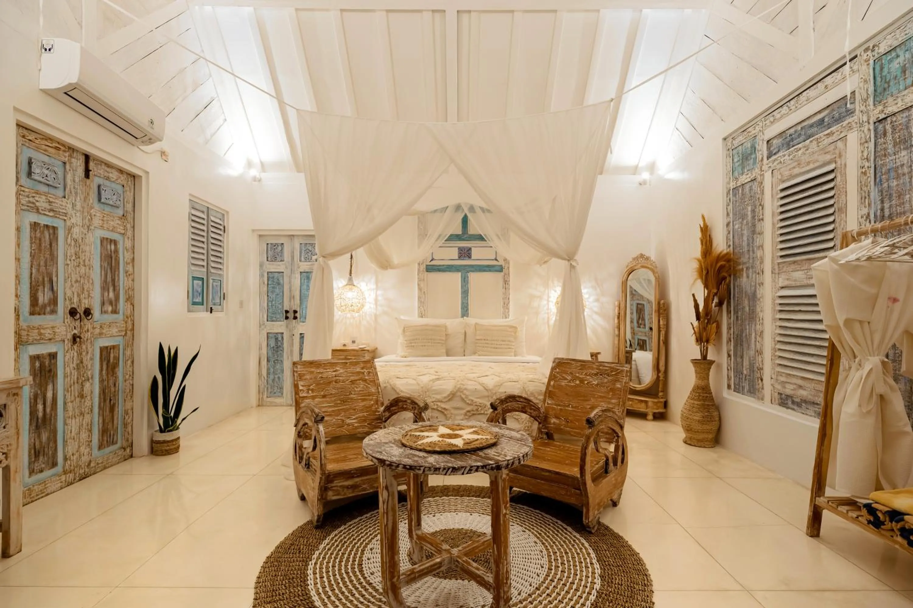 Photo of the whole room in Atalaya Villas Nusa Penida - Adults only