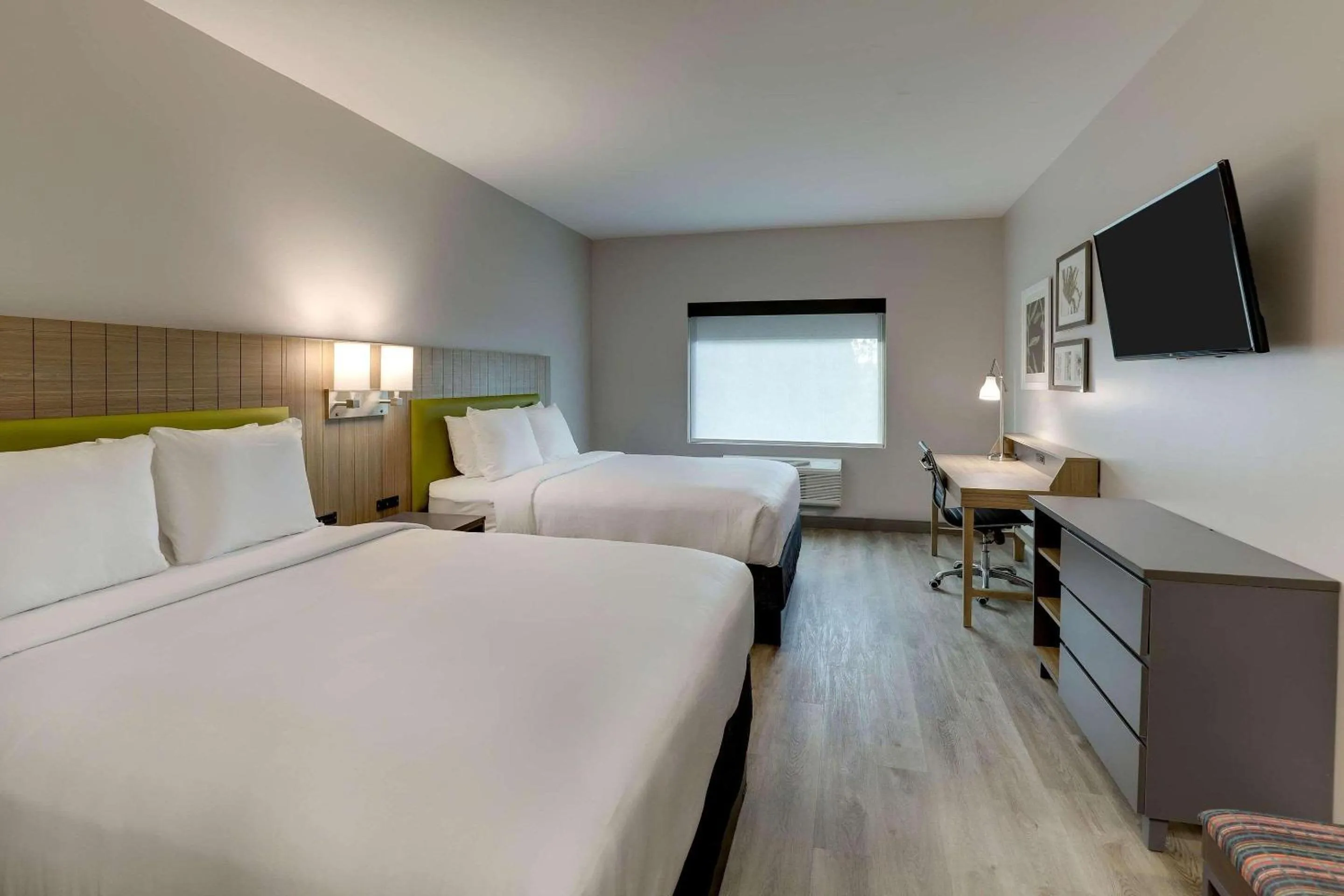 Photo of the whole room, Bed in Country Inn & Suites by Radisson, Cumming near NorthSide Hospital Forsyth