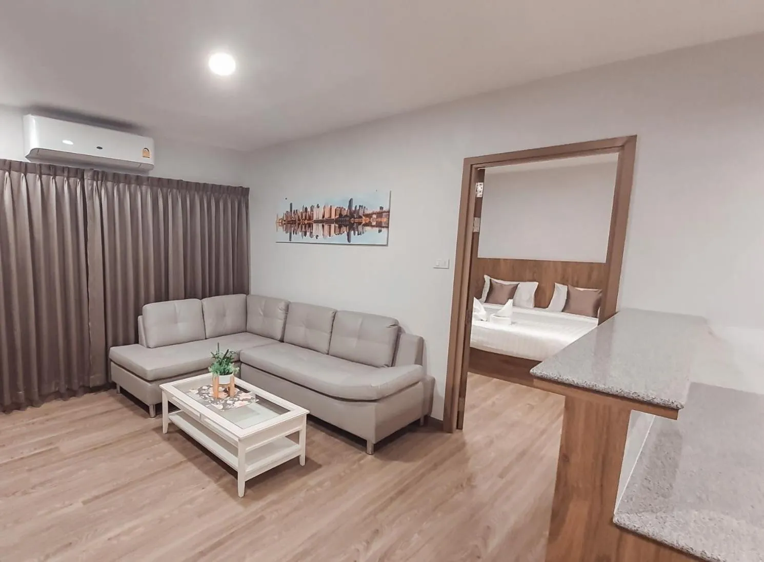 Photo of the whole room, Bed in Nakara Hotel, Ubon Ratchathani