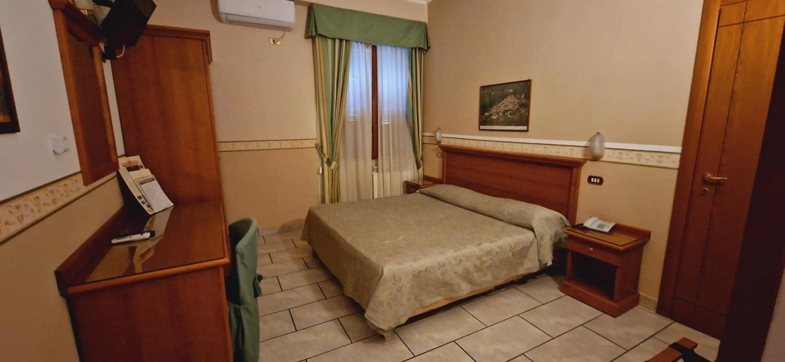 Bed in Hotel Lento