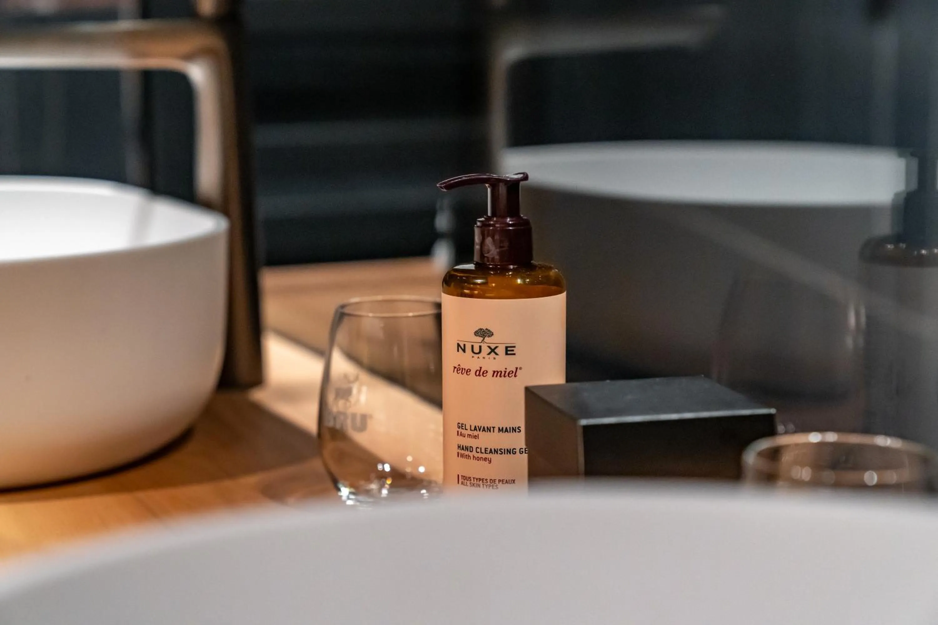 Bathroom in Aux Etangs - Hôtel