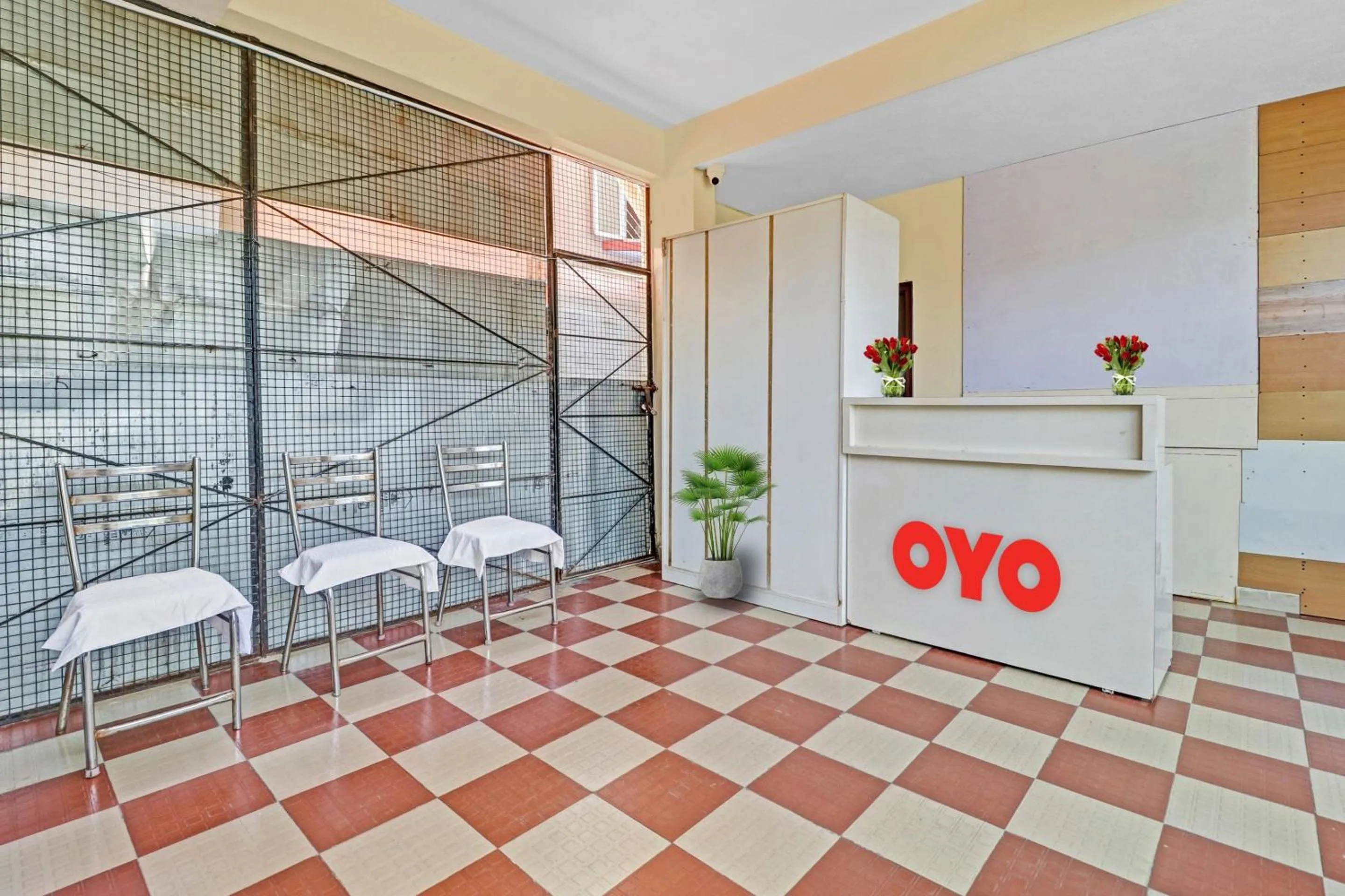 Lobby or reception in Super Hotel O Mn Residency Near Ragigudda Sri Prasanna Anjaneyaswamy Temple