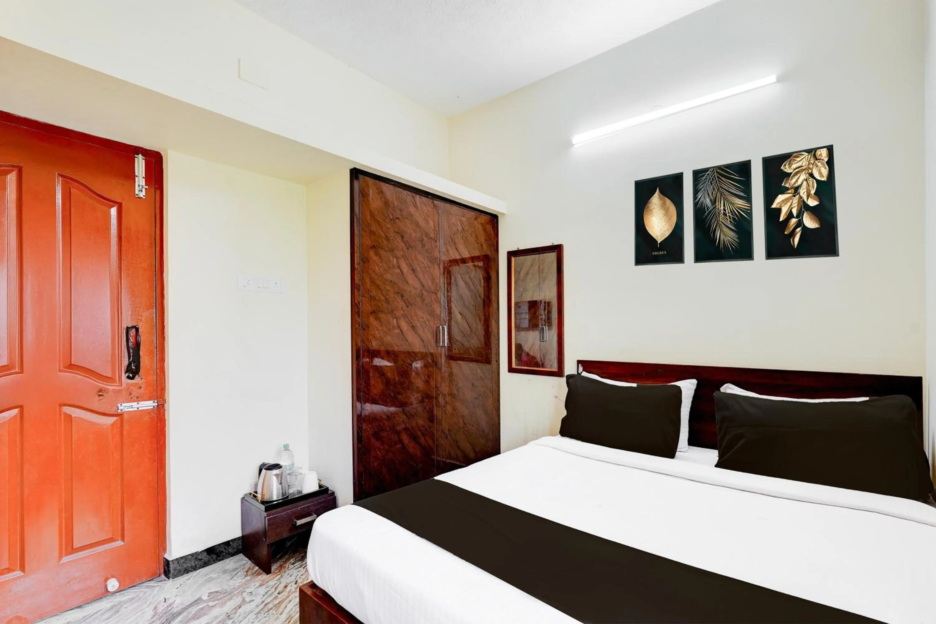 Bedroom, Bed in Super Hotel O Thoraipakkam Chennai