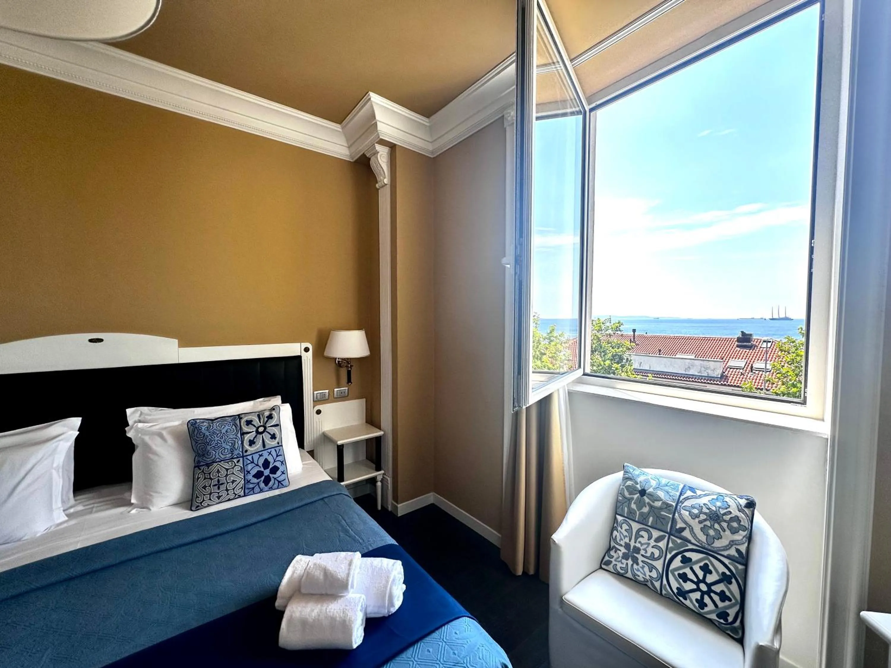 Bed in Greif Hotel & Spa