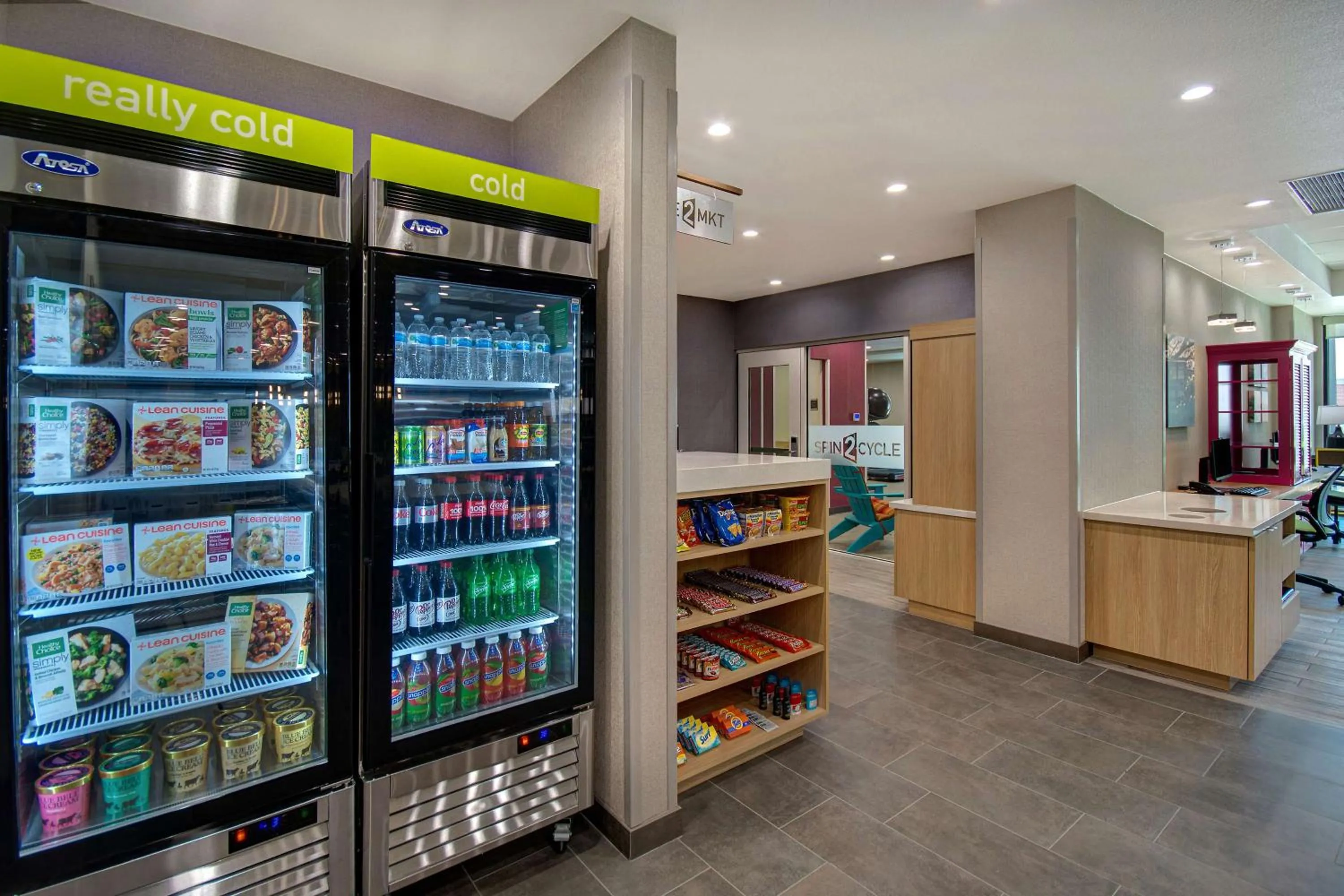 Restaurant/places to eat in Home2 Suites By Hilton Burleson