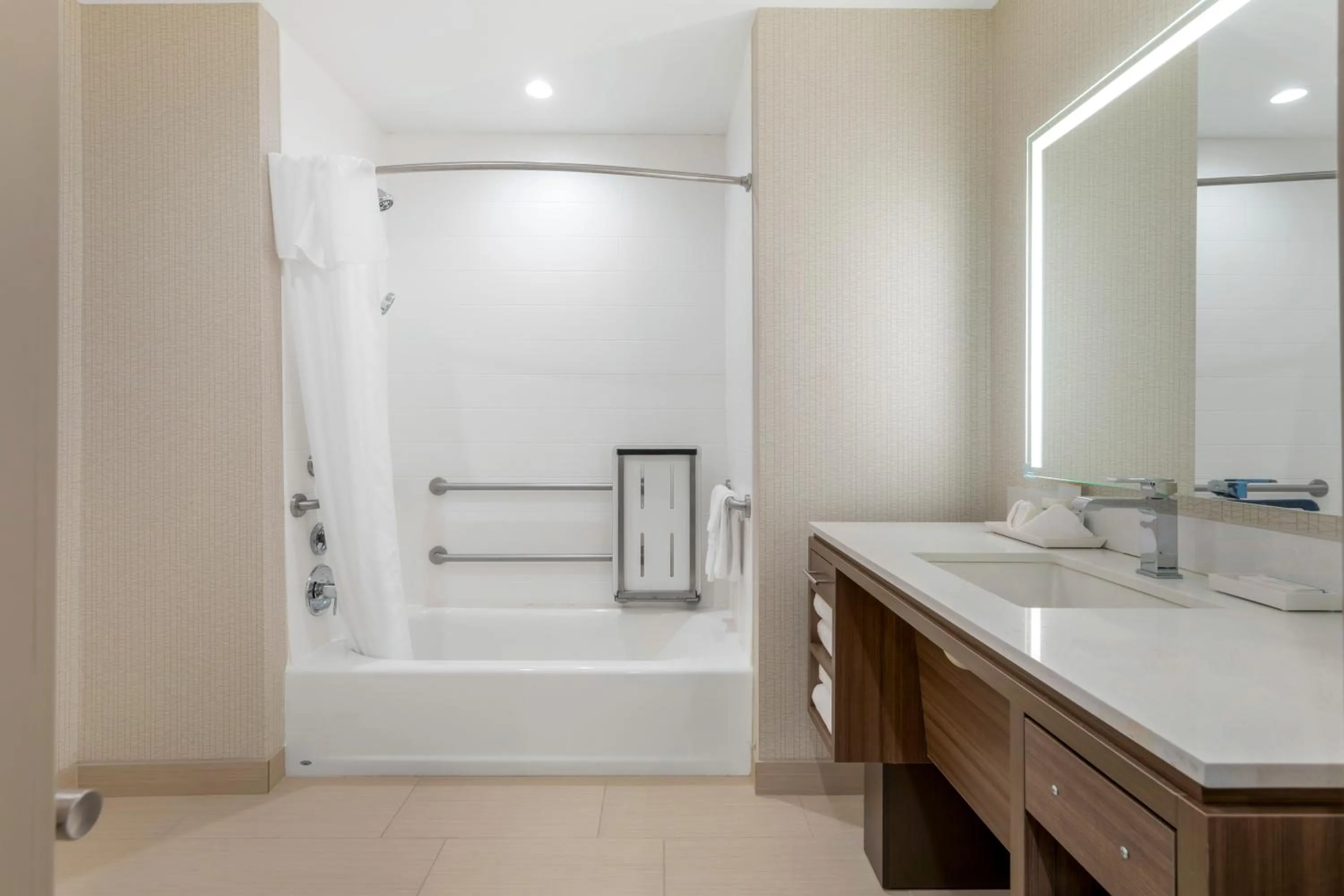 Home2 Suites By Hilton Redlands