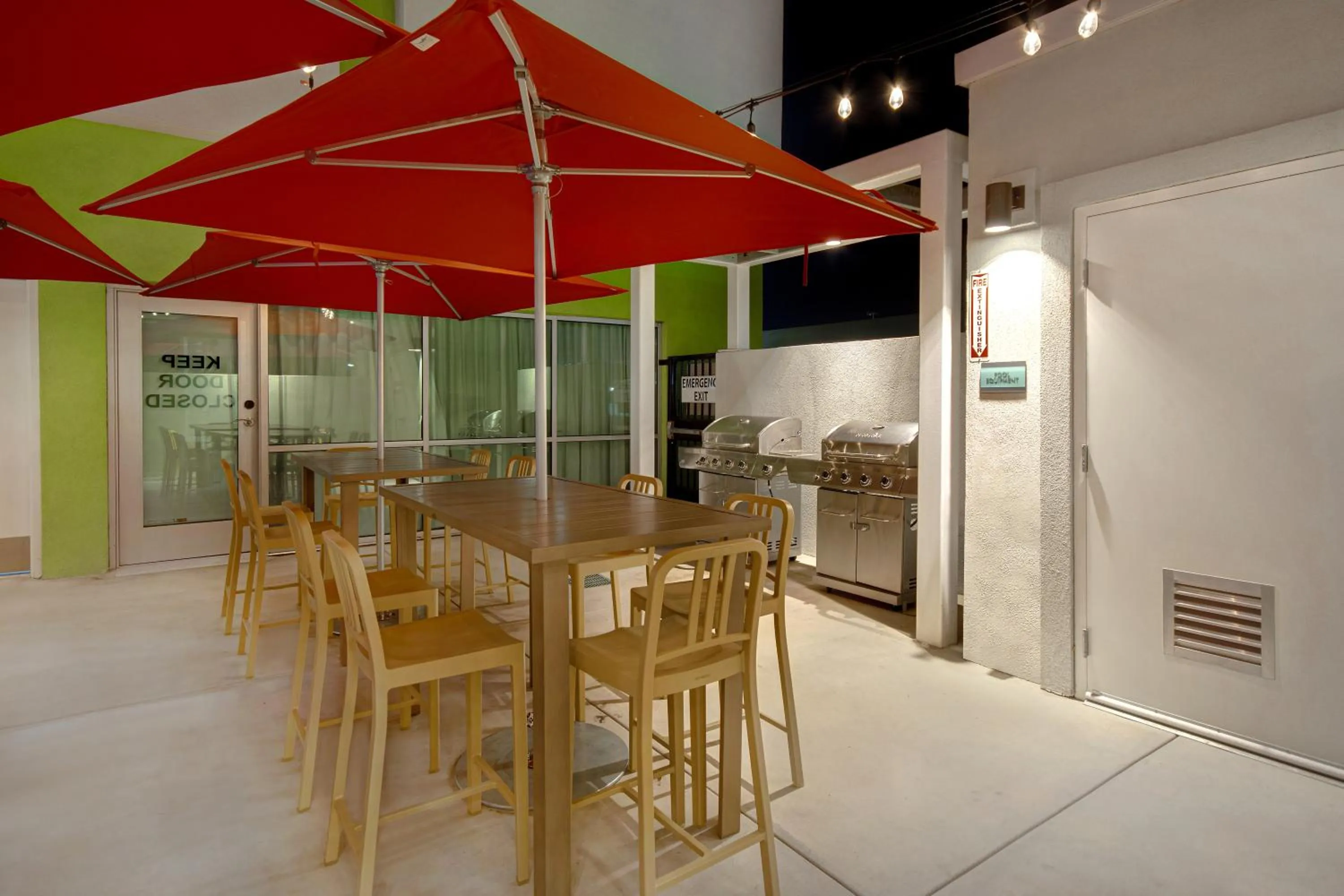 BBQ facilities in Home2 Suites By Hilton Garden Grove