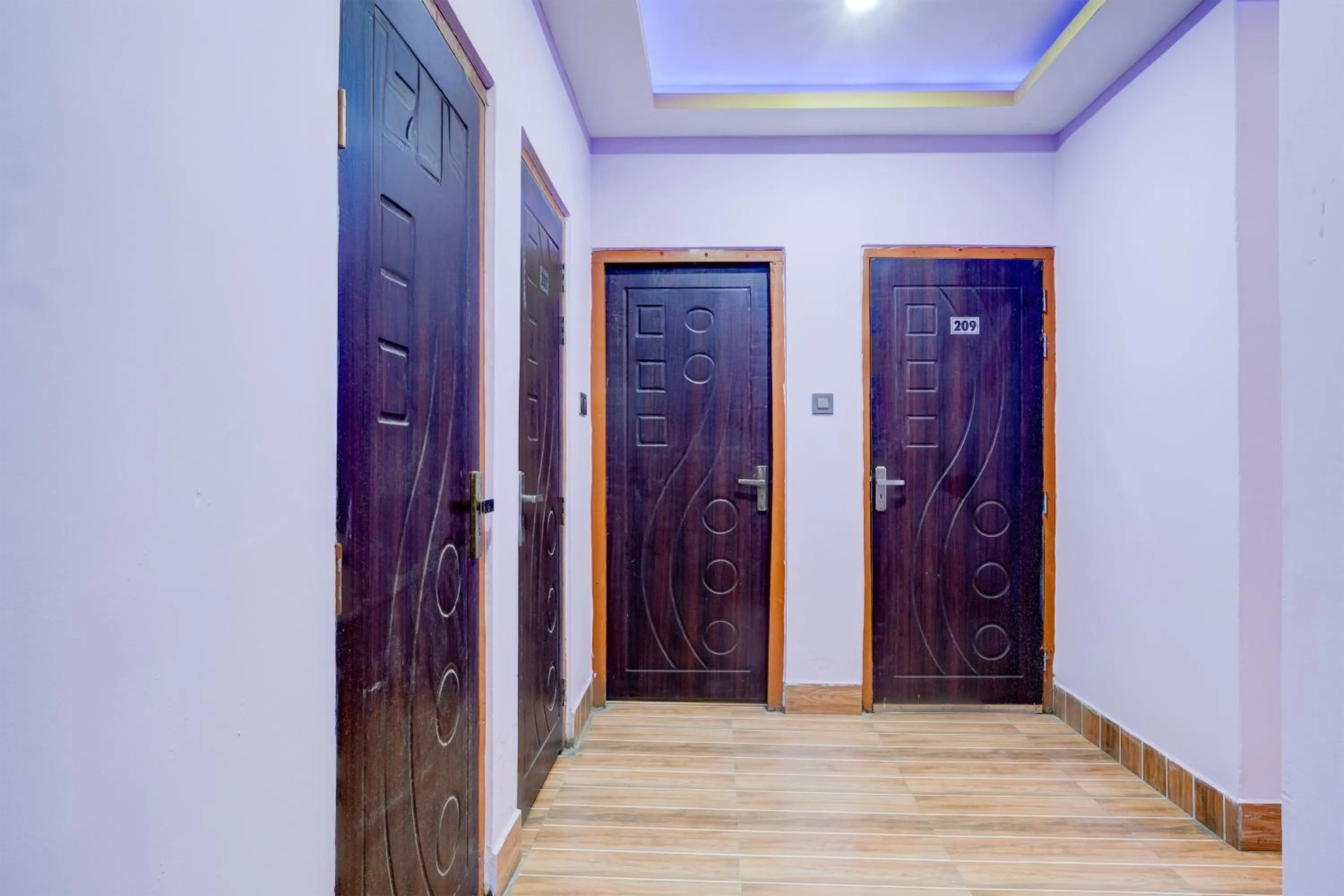 Lobby or reception in Super Hotel O Garchuk Market Formerly Trendz Stay