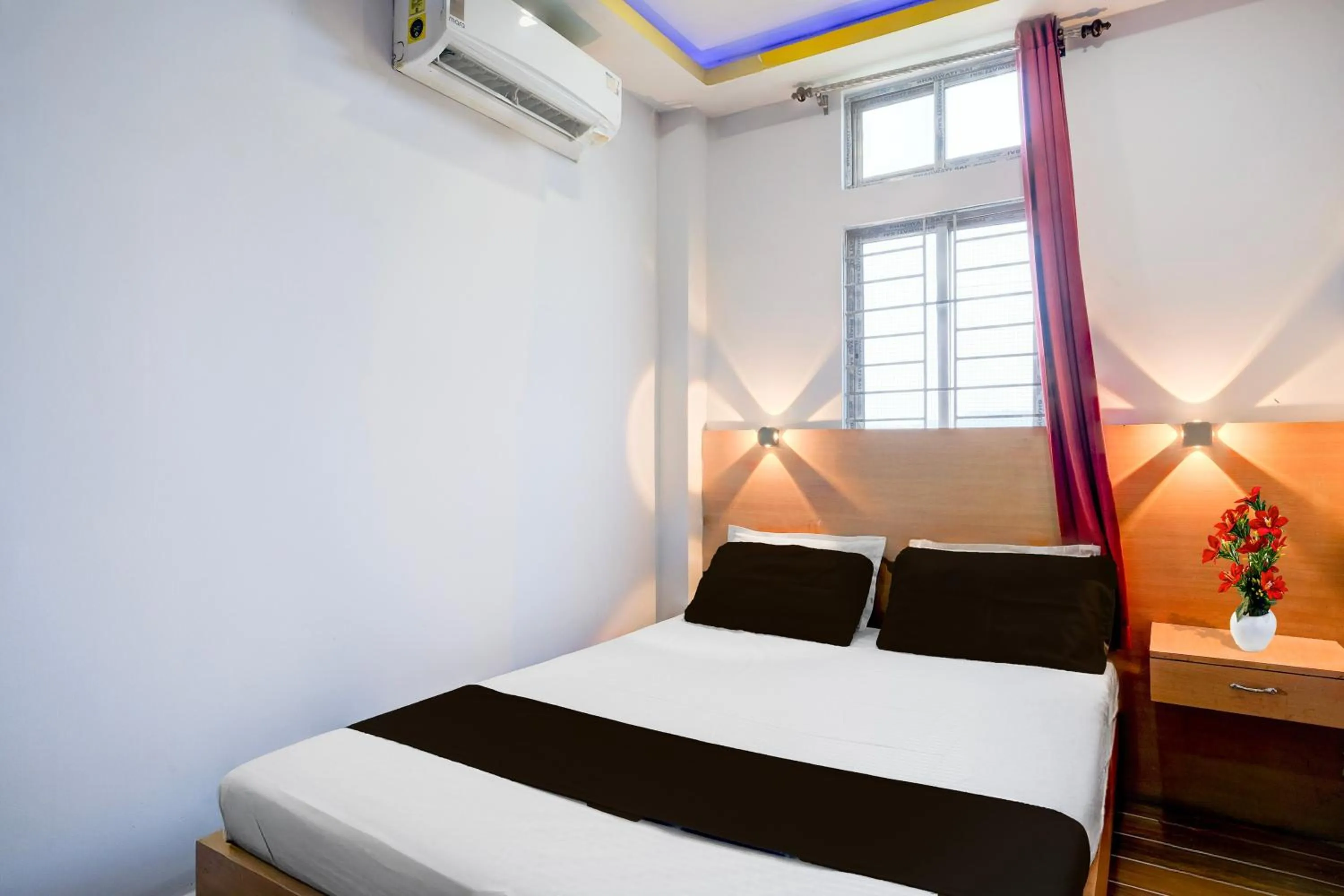 Bedroom, Bed in Super Hotel O Garchuk Market Formerly Trendz Stay